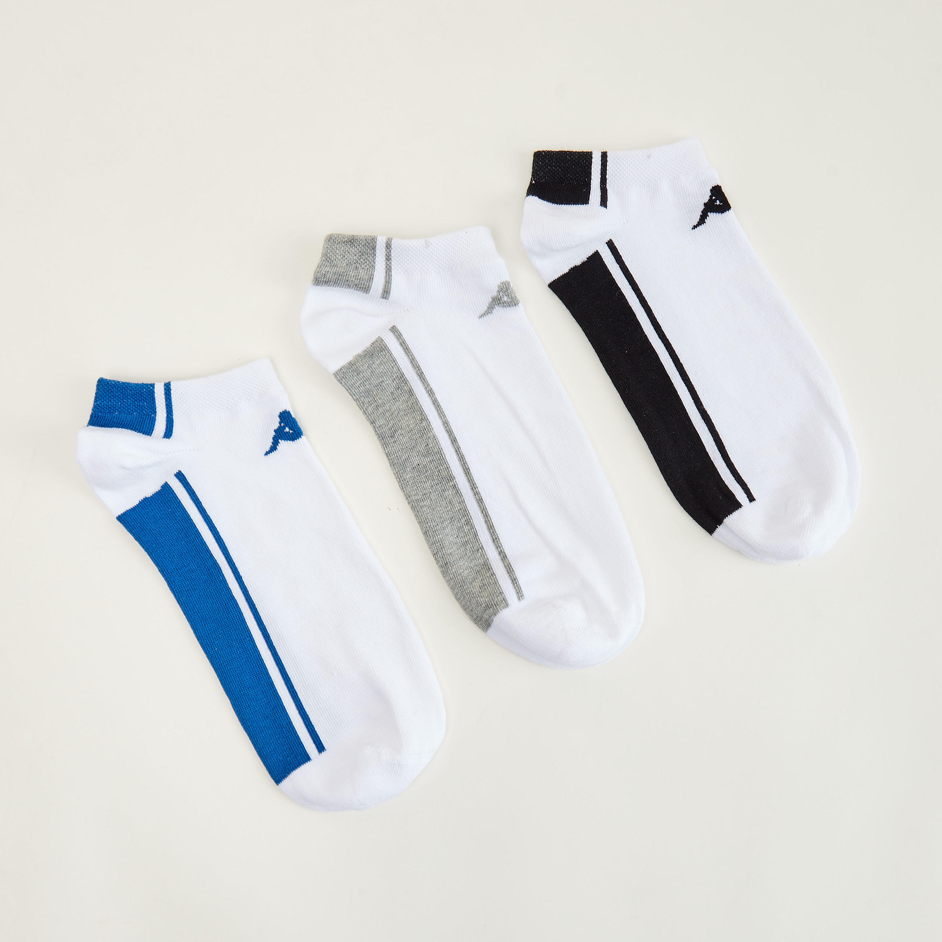 جوارب بطول الكاحل وبتفاصيل شعار من كابا - طقم من 3 أزواج-men-socks-image-1