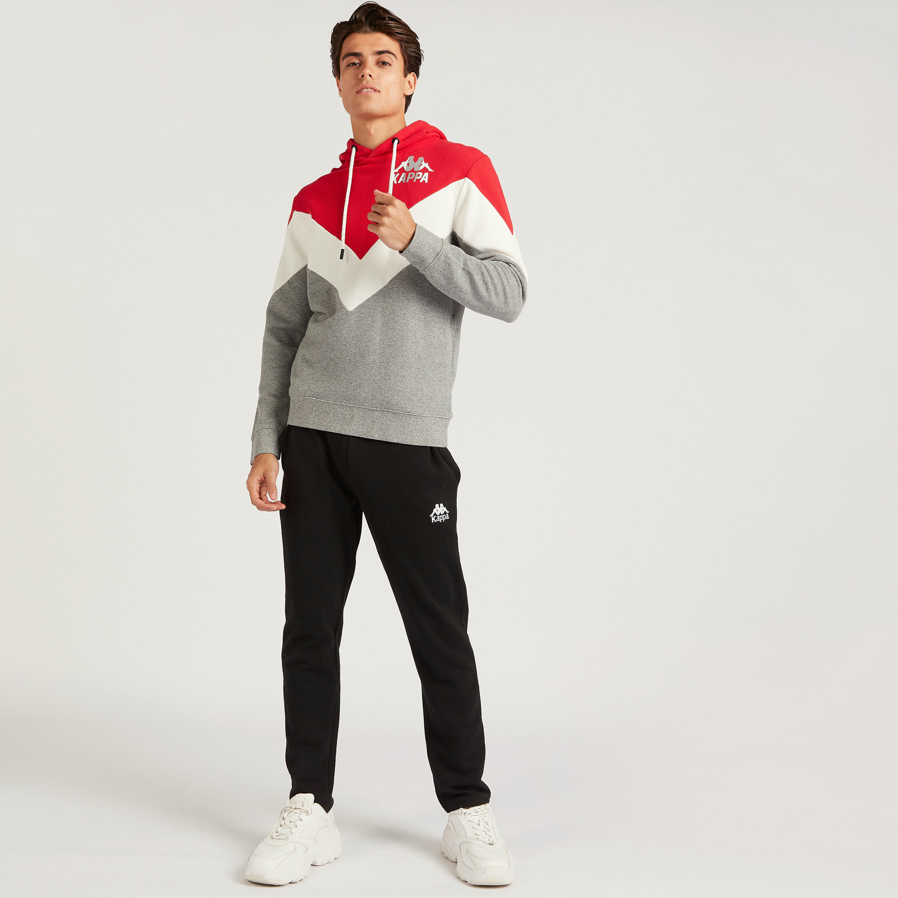 هودي بأكمام طويلة وطبعات قوالب ملونة من كابا-men-winterwear-hoodiesandsweatshirts-image-2