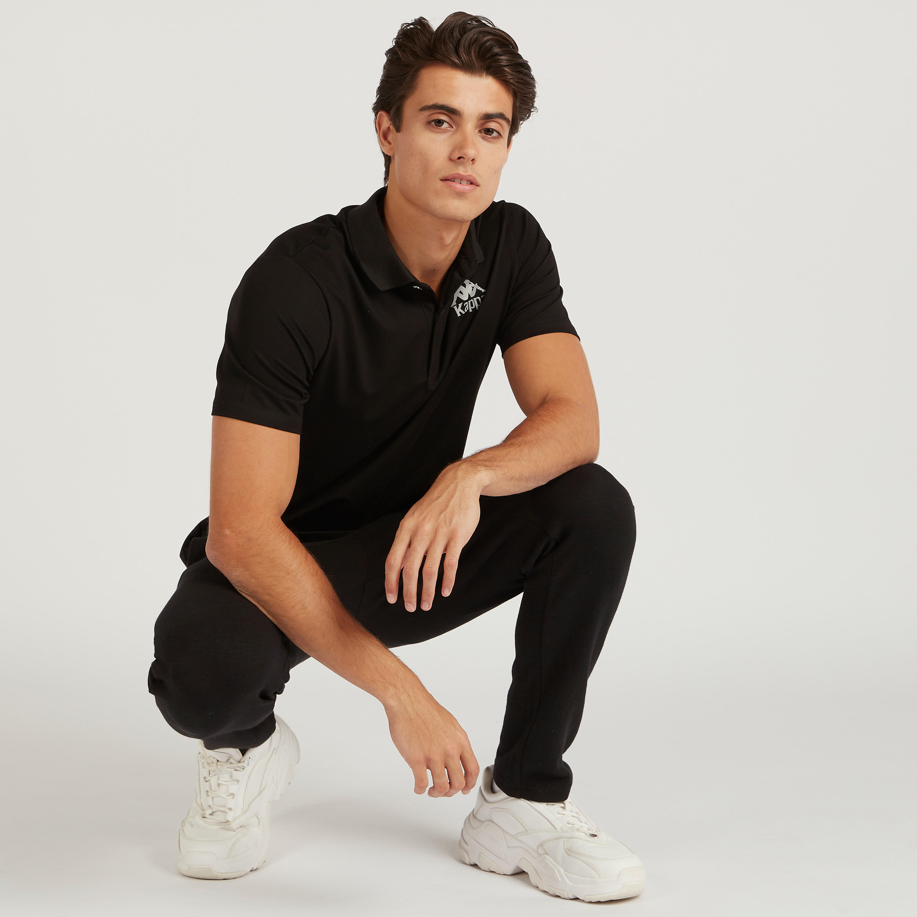 تيشيرت بولو سادة بأكمام قصيرة من كابا-men-clothing-sportswearandactivewear-tshirtsandpolos-image-5