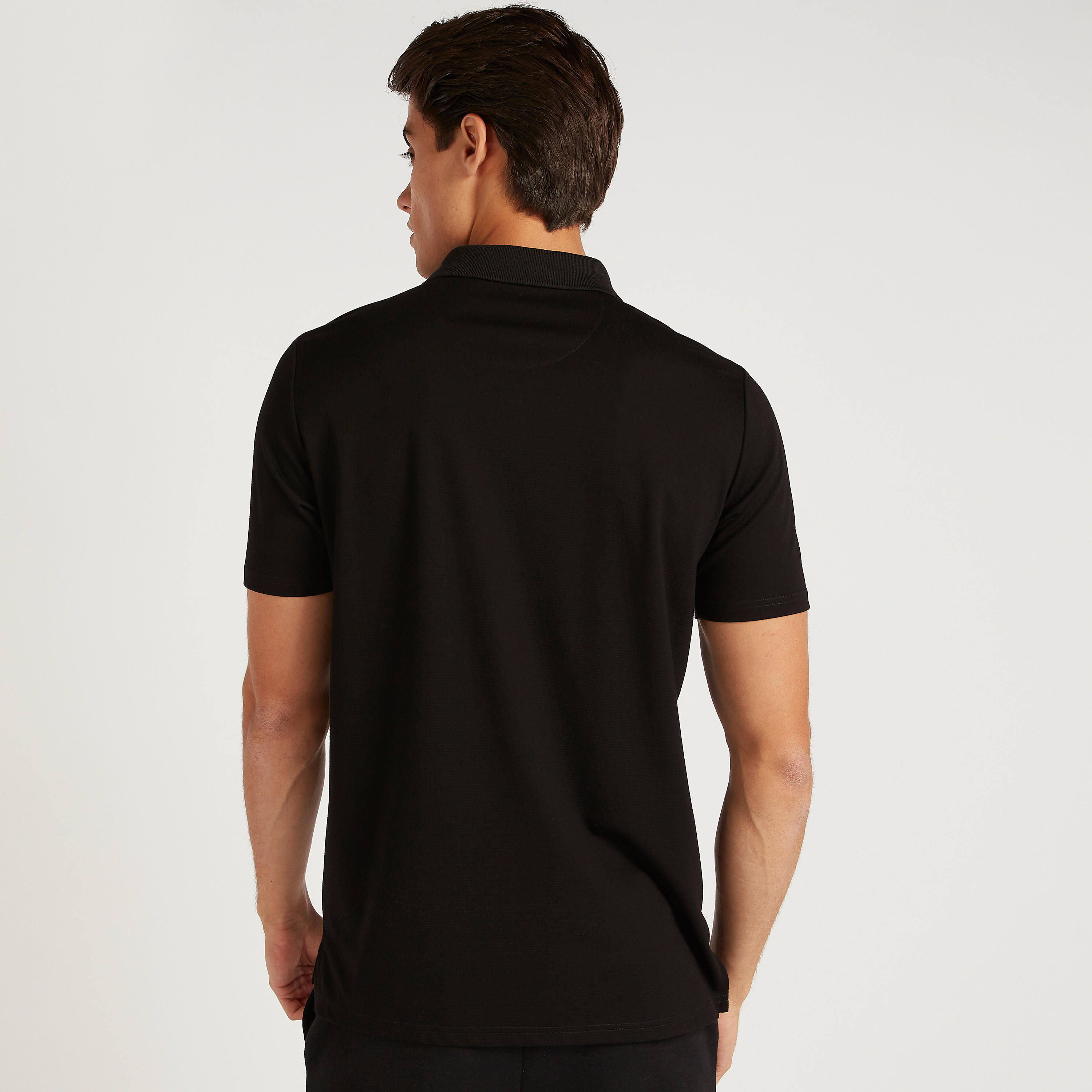 تيشيرت بولو سادة بأكمام قصيرة من كابا-men-clothing-sportswearandactivewear-tshirtsandpolos-image-3