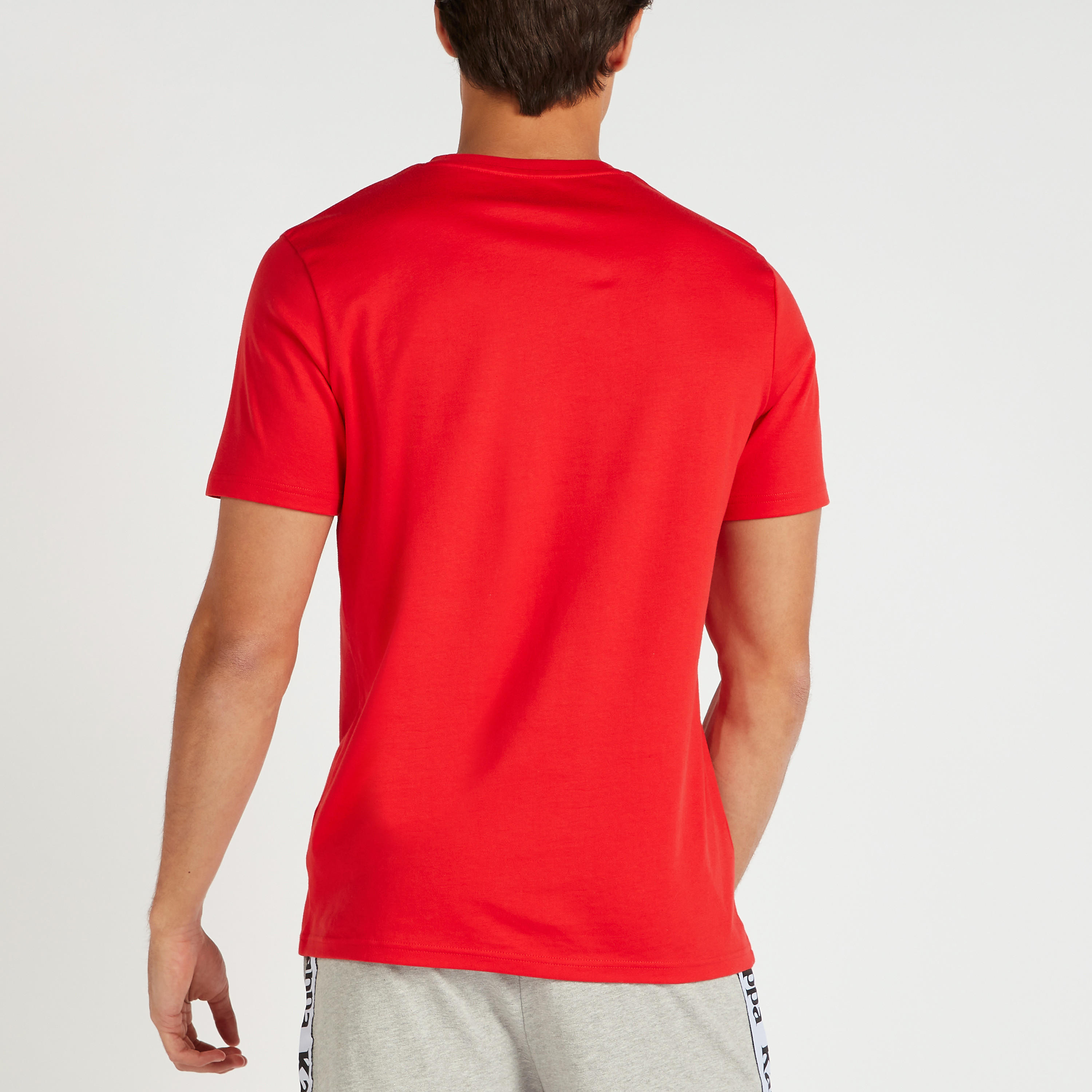 تيشيرت بطبعات وياقة ضيّقة وأكمام قصيرة من كابا-men-clothing-sportswearandactivewear-tshirtsandpolos-image-4