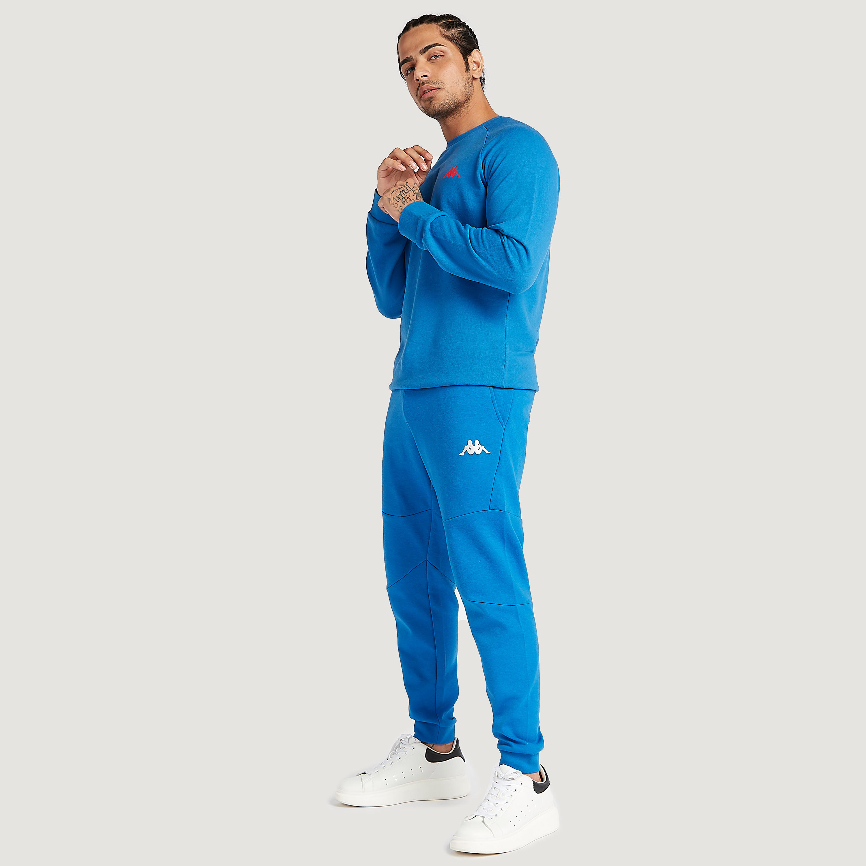 سويت شيرت بياقة ضيّقة وأكمام طويلة من كابا-men-winterwear-hoodiesandsweatshirts-image-2