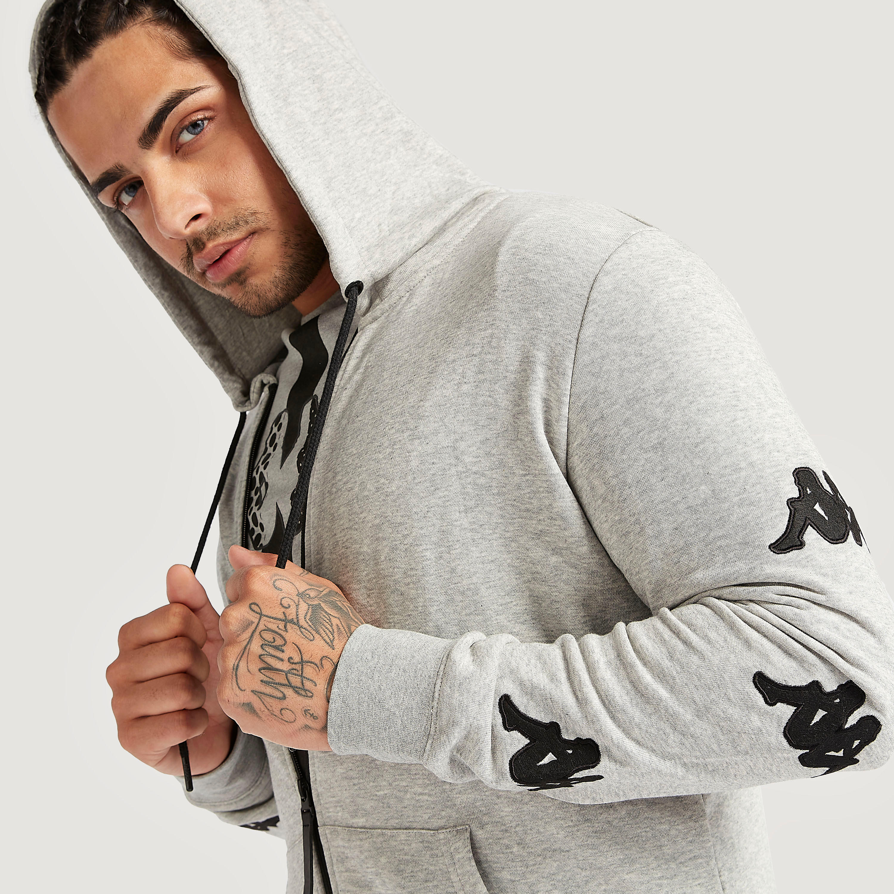 هودي بسحّاب وأكمام طويلة وجيوب من كابا-men-winterwear-hoodiesandsweatshirts-image-3