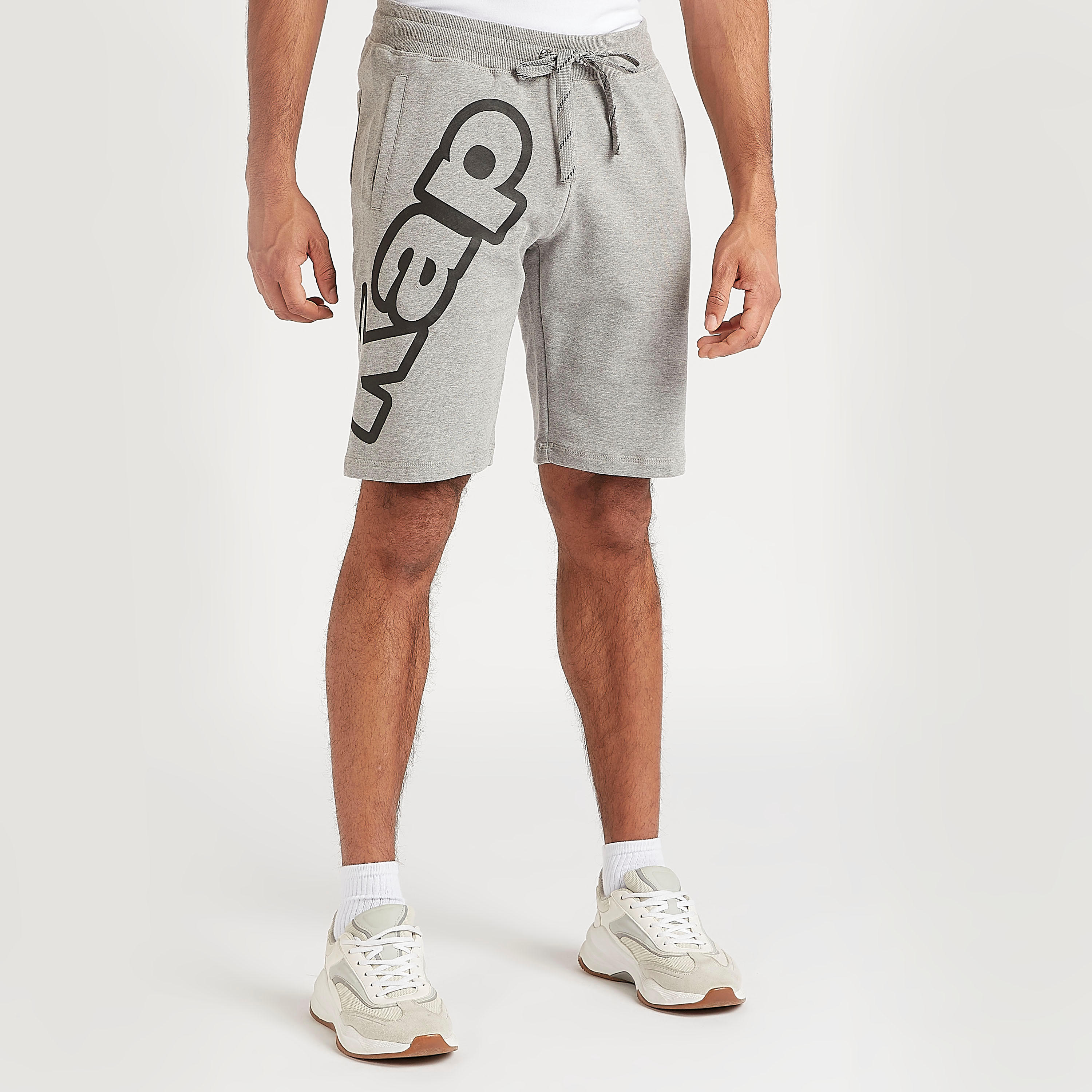 شورت برباط إغلاق وجيوب وطبعات من كابا-men-clothing-sportswearandactivewear-bottoms-image-1