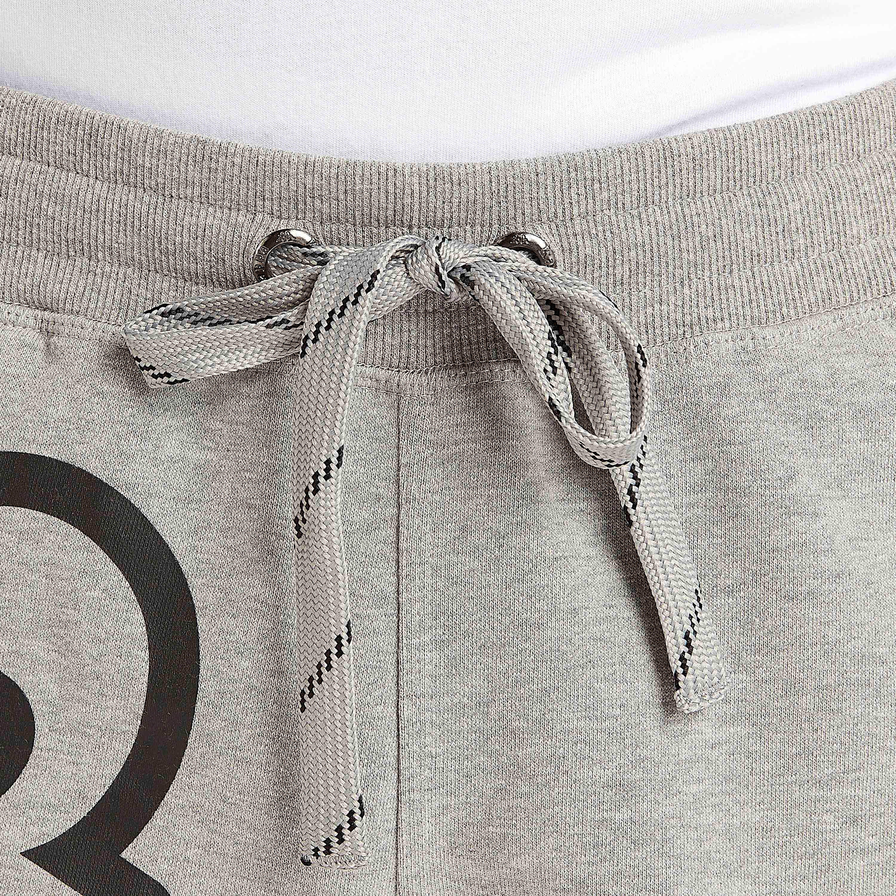 شورت برباط إغلاق وجيوب وطبعات من كابا-men-clothing-sportswearandactivewear-bottoms-image-5