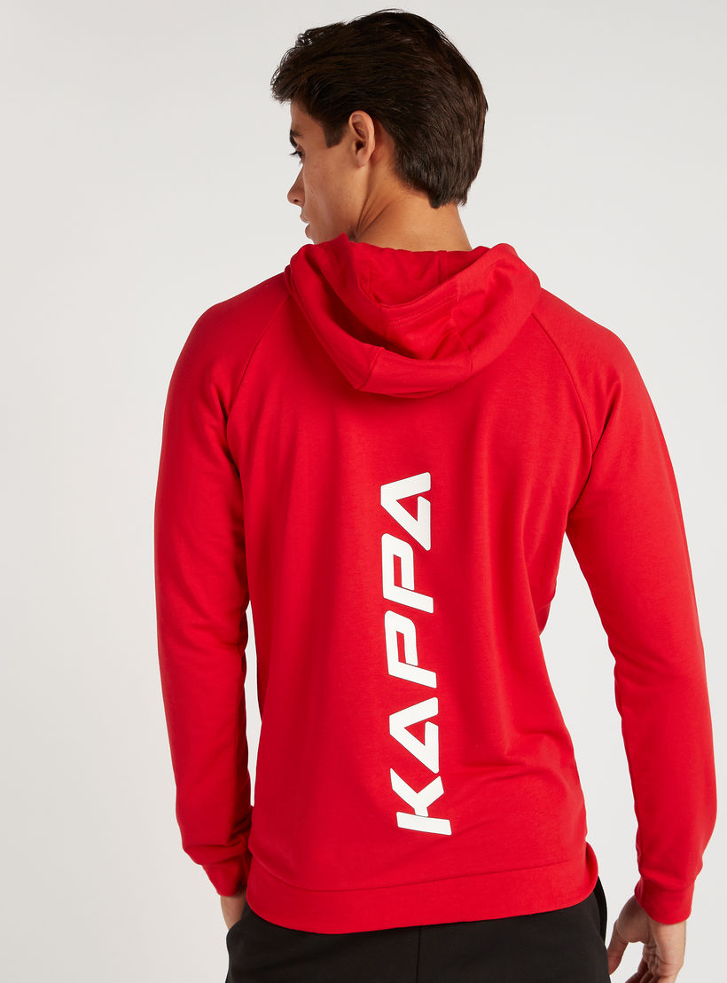 هودي بأكمام طويلة وجيوب كنغر وطبعات من كابا-men-winterwear-hoodiesandsweatshirts-image-4
