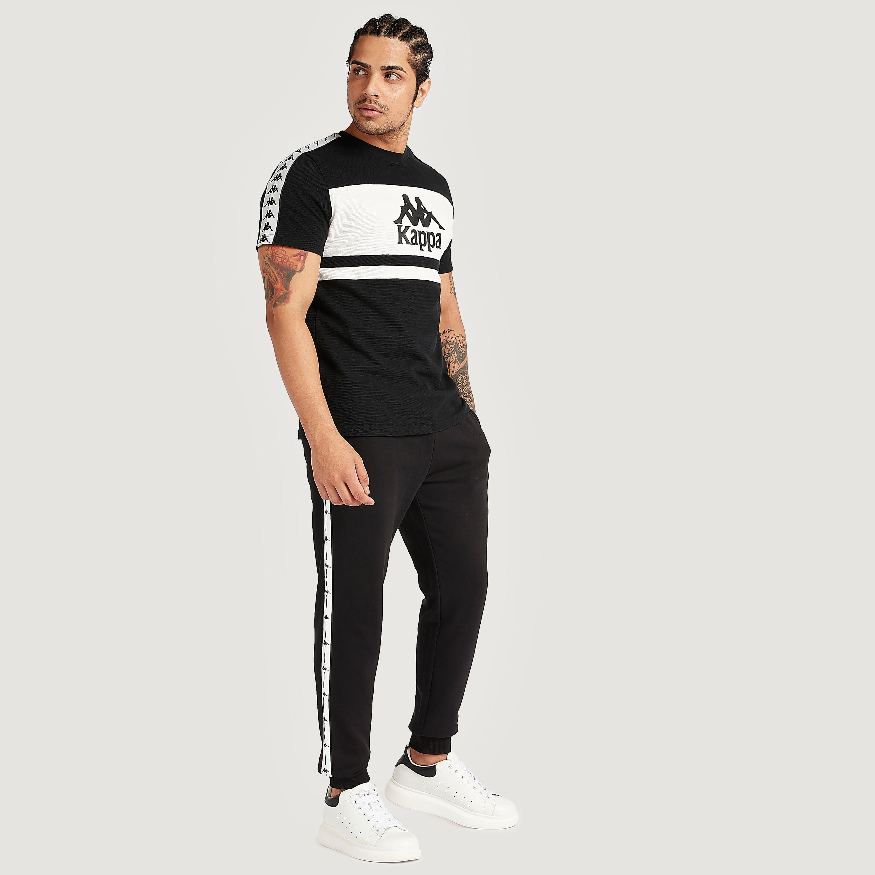 بنطلون رياضي برباط إغلاق وطبعات وجيوب من كابا-men-clothing-sportswearandactivewear-tracksuits-image-4