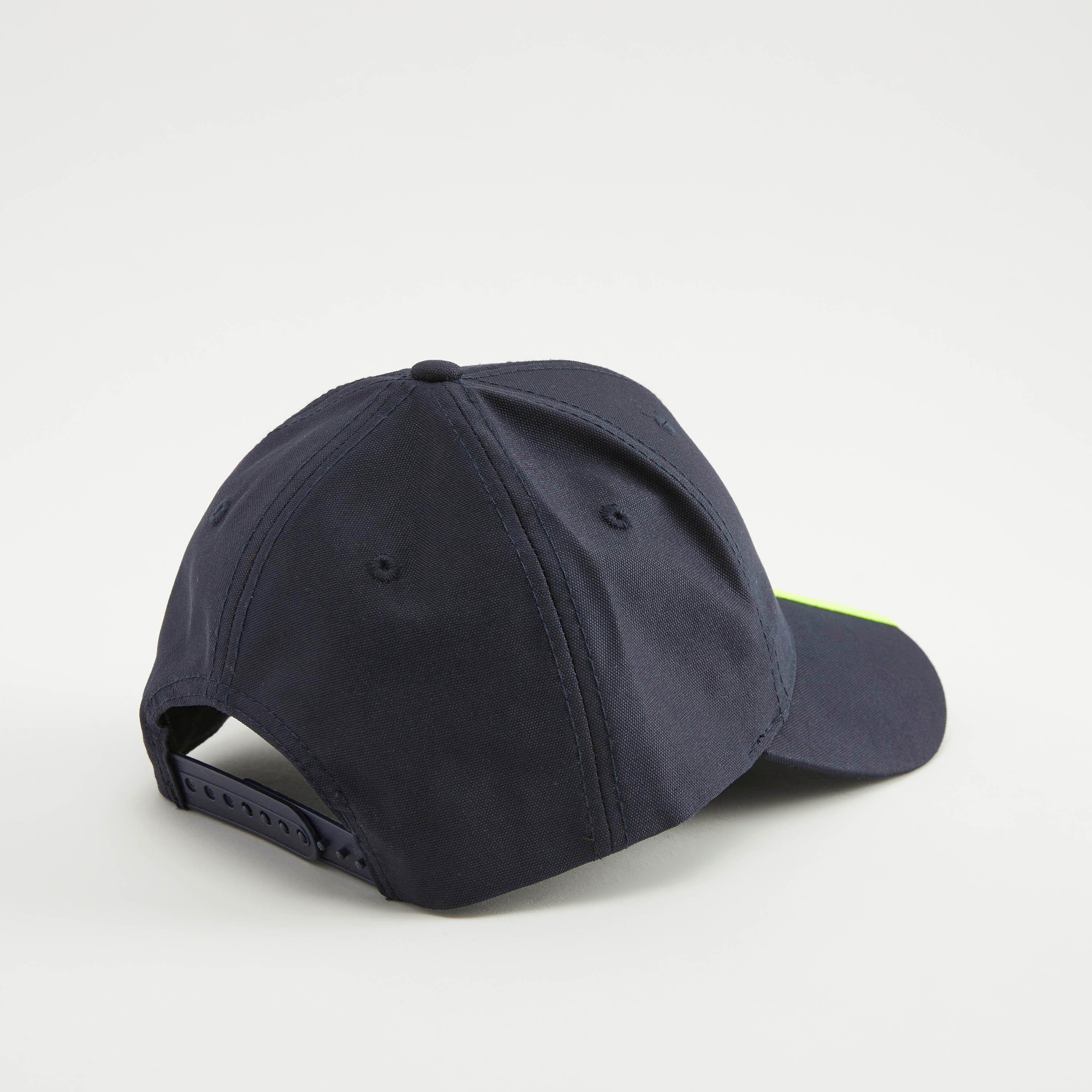 قبعة كاب مطرزة بقفل إغلاق من كابا-men-caps-image-2