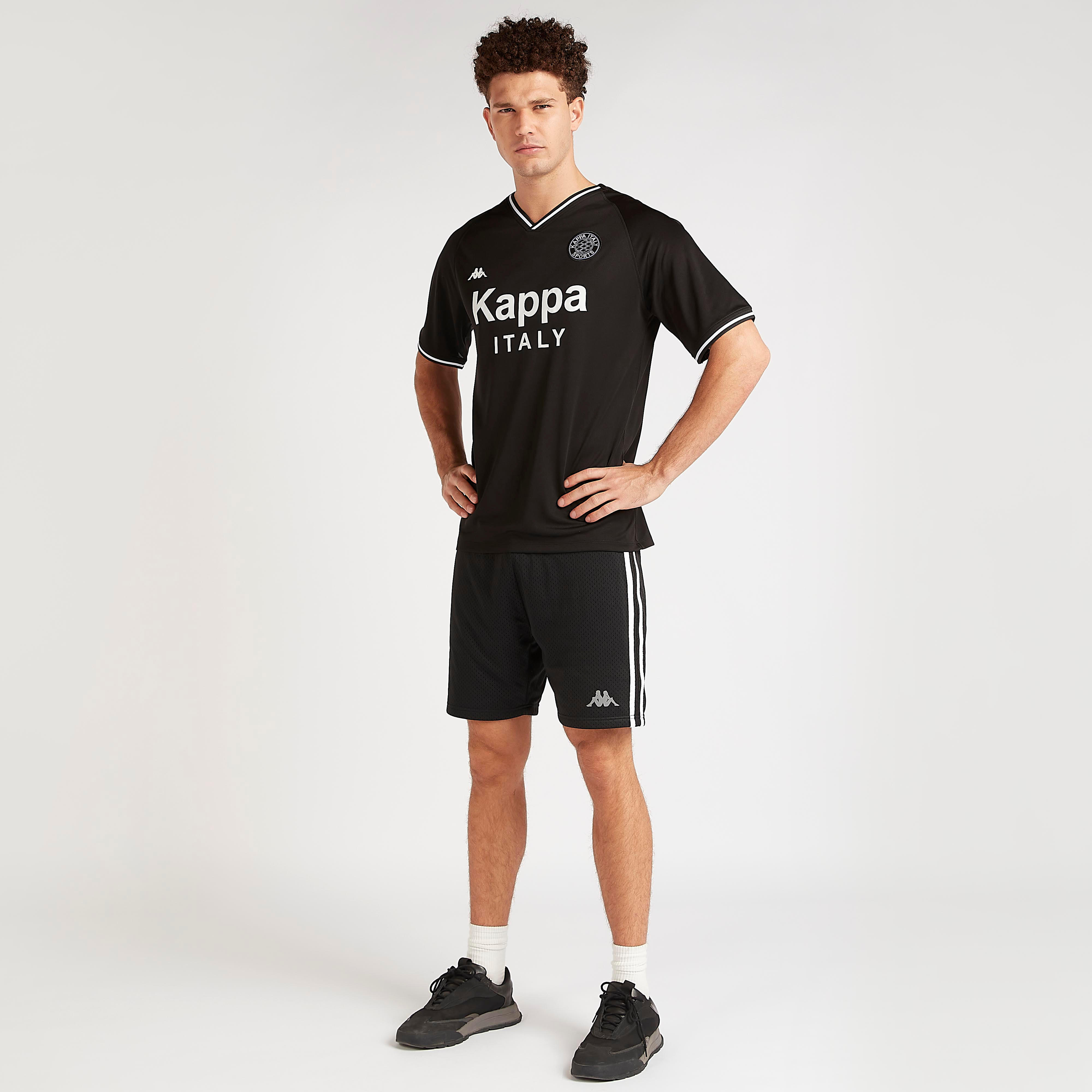 تيشيرت بياقة v وأكمام قصيرة وطبعات من كابا-men-clothing-sportswearandactivewear-tshirtsandpolos-image-6