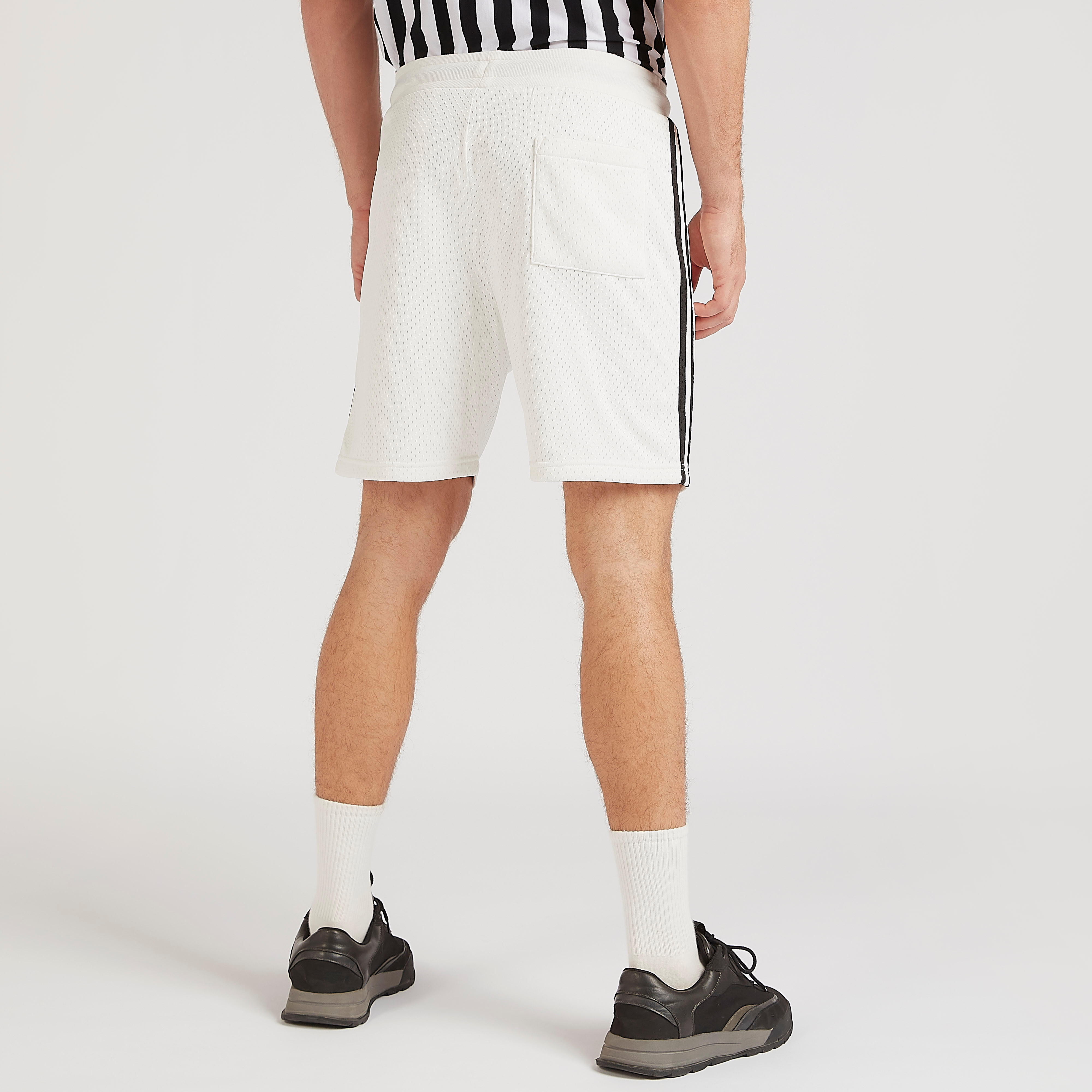 شورت بارز الملمس برباط إغلاق وجيوب من كابا-men-clothing-sportswearandactivewear-bottoms-image-2