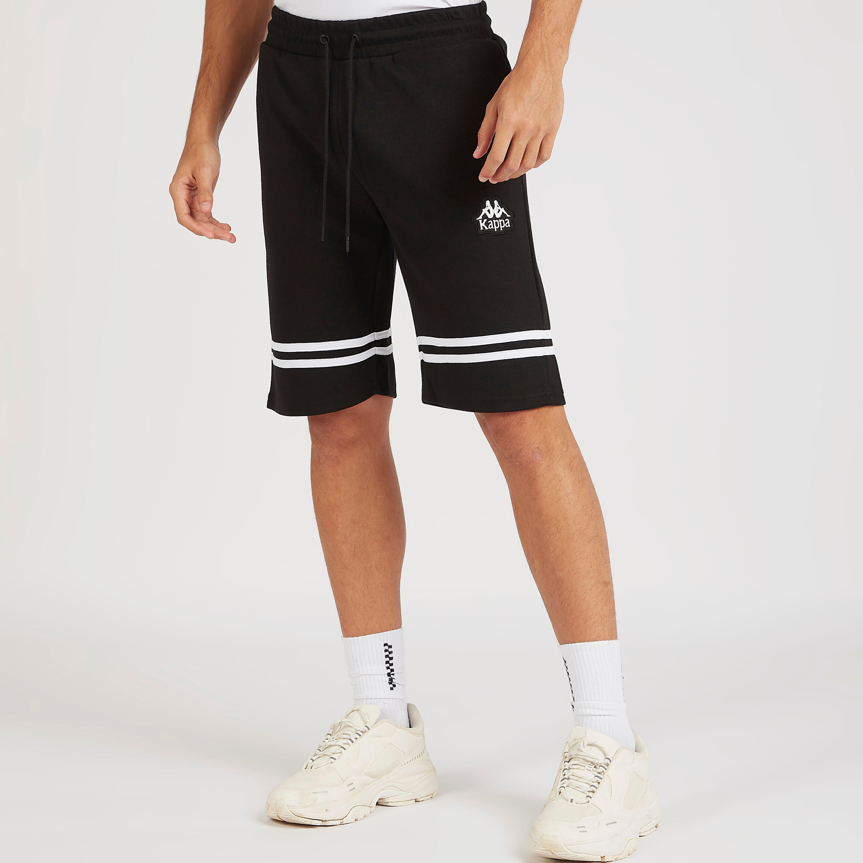 شورت بتفاصيل شريطة وشعار ورباط إغلاق من كابا-men-clothing-sportswearandactivewear-bottoms-image-4