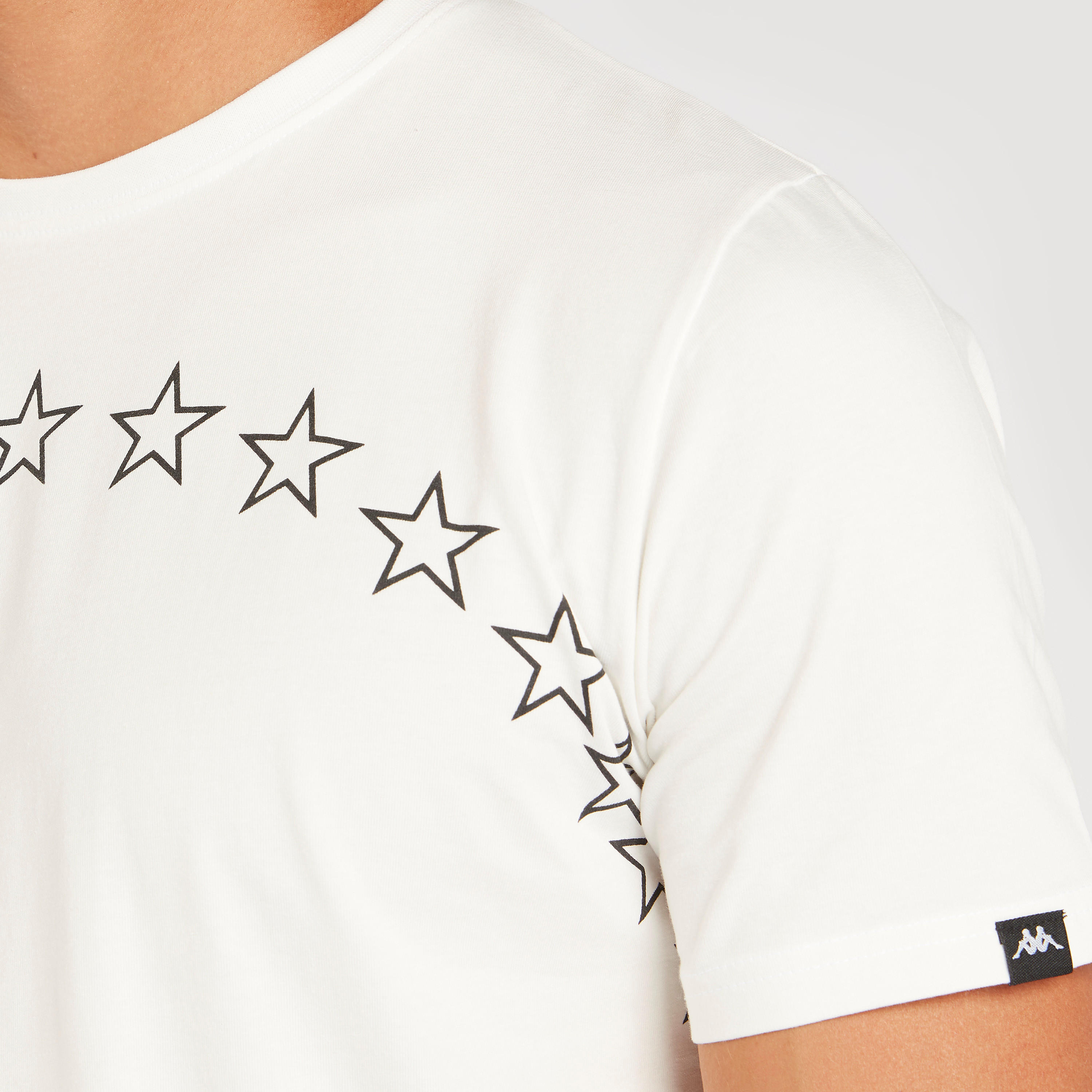 تيشيرت بطبعات وياقة ضيّقة وأكمام قصيرة من كابا-men-clothing-sportswearandactivewear-tshirtsandpolos-image-3