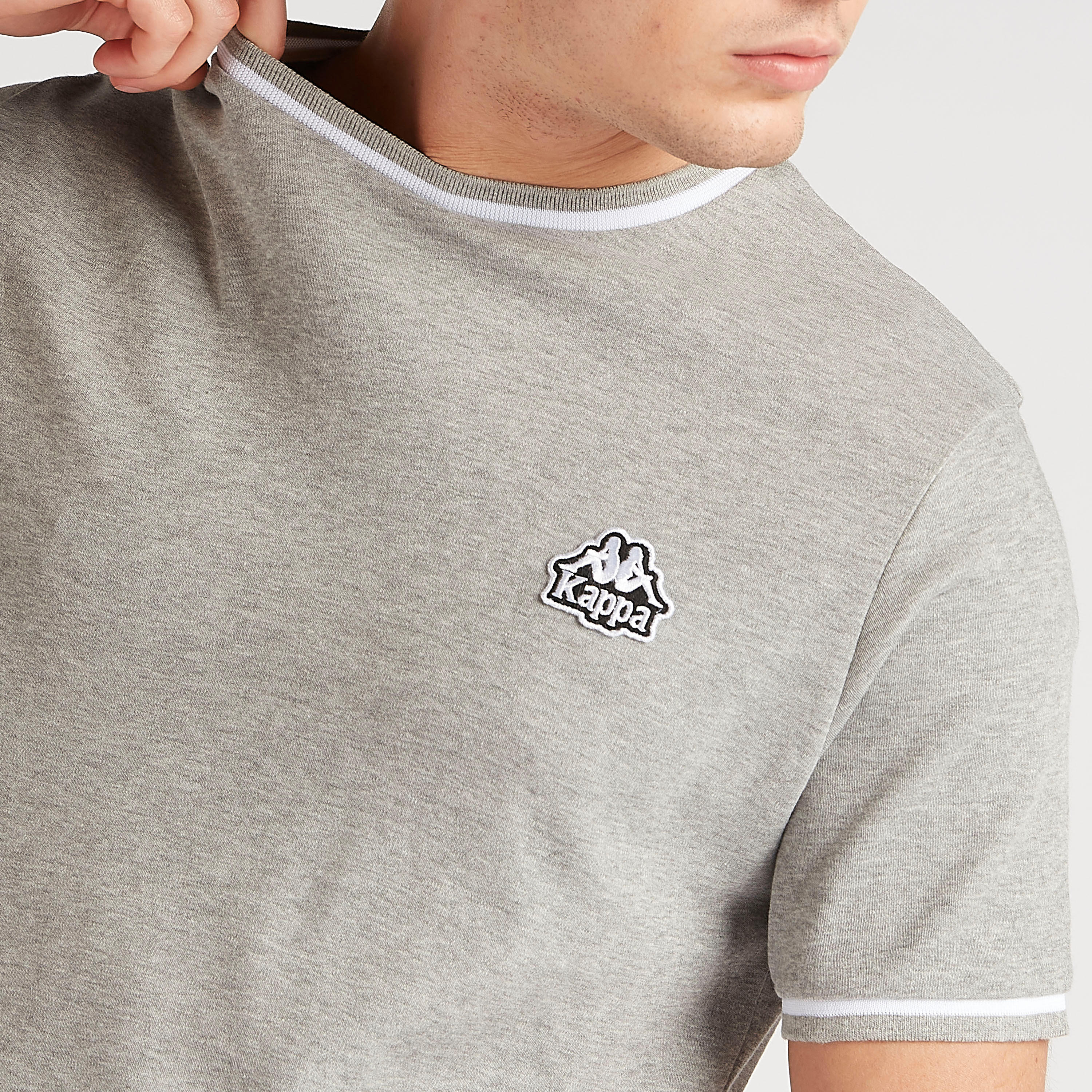 تيشيرت بياقة ضيّقة وأكمام قصيرة من كابا-men-clothing-sportswearandactivewear-tshirtsandpolos-image-3