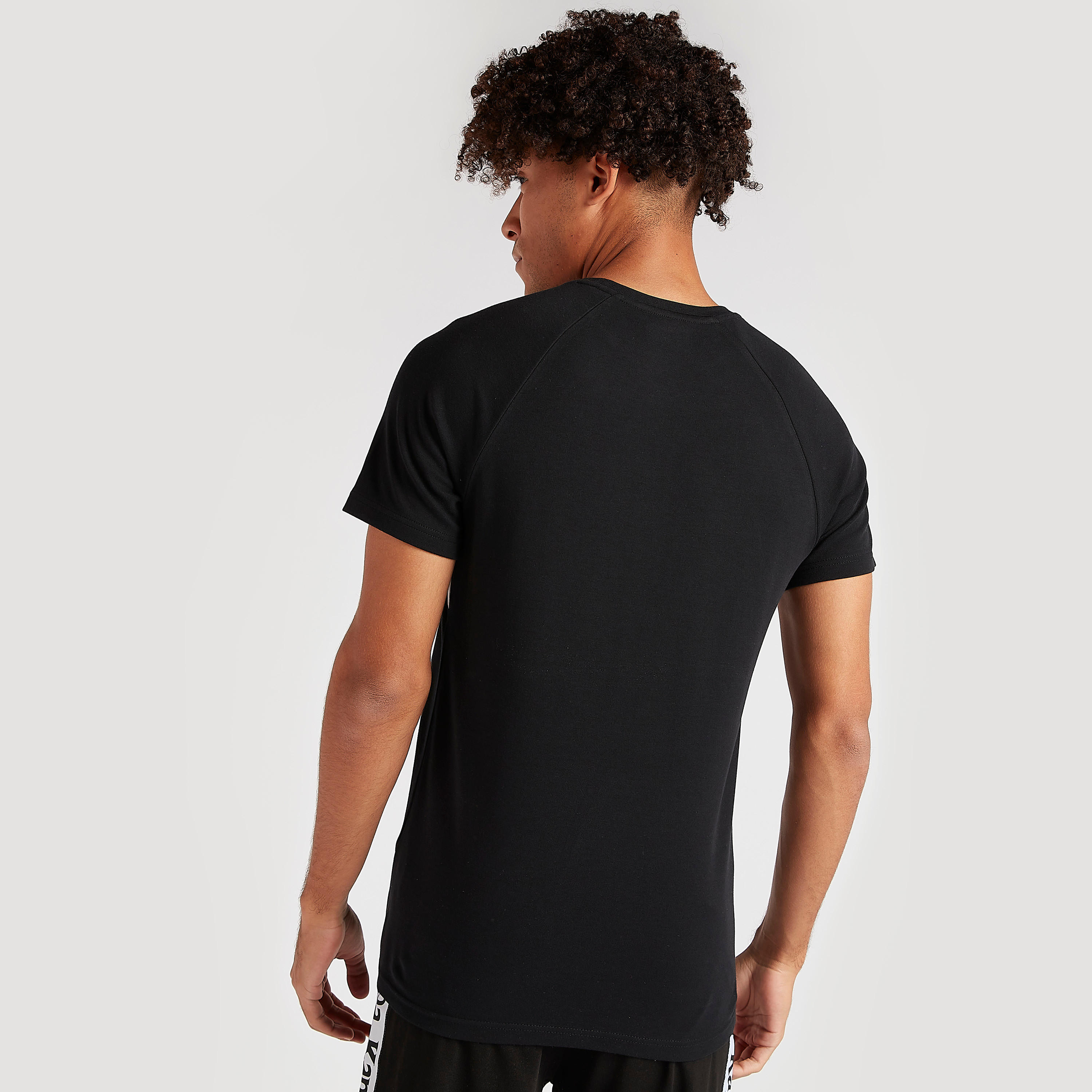 تيشيرت بأكمام قصيرة وطَبعات من كابا-men-clothing-sportswearandactivewear-tshirtsandpolos-image-4
