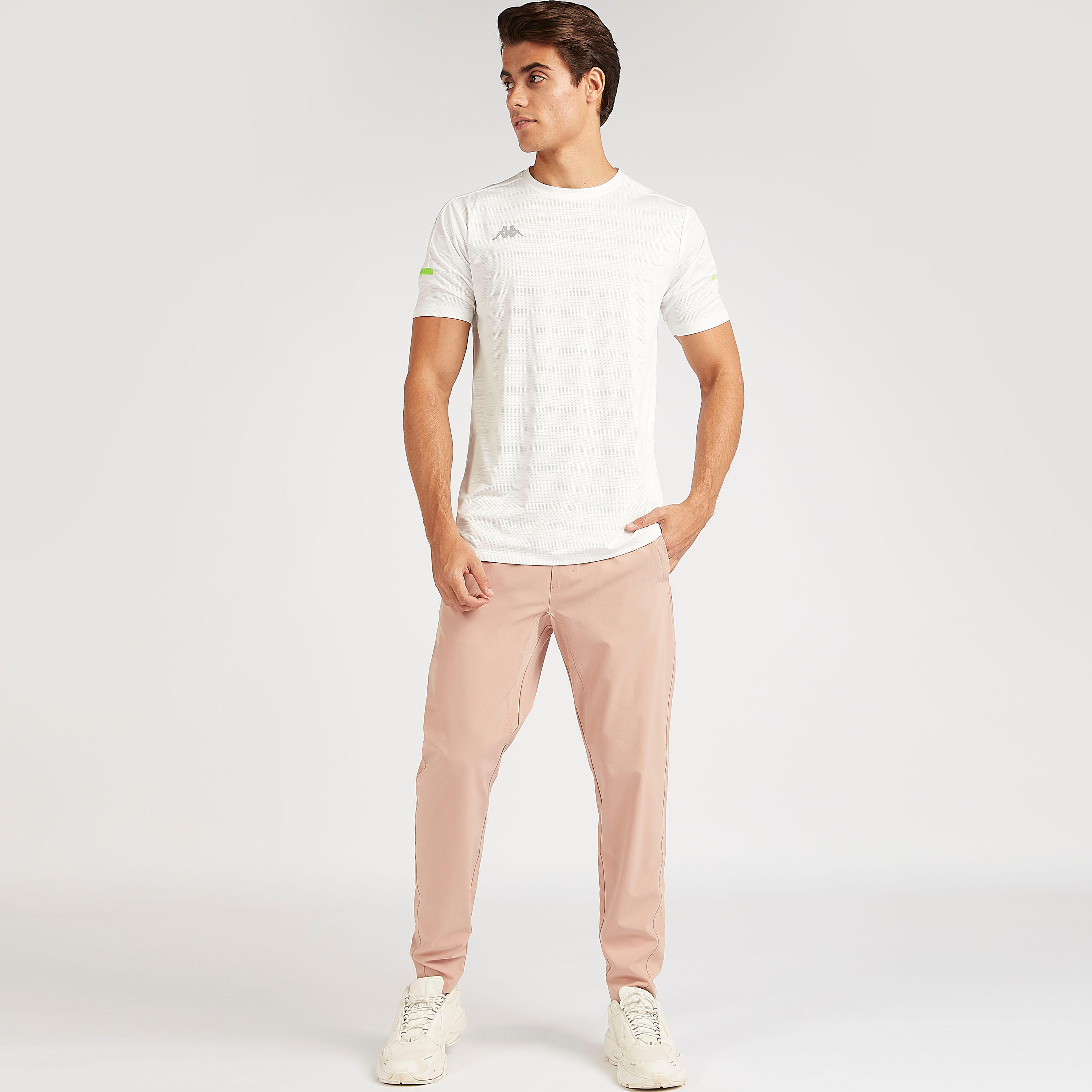 بنطلون رياضي سادة بخصر مطّاطي-men-clothing-sportswearandactivewear-tracksuits-image-3