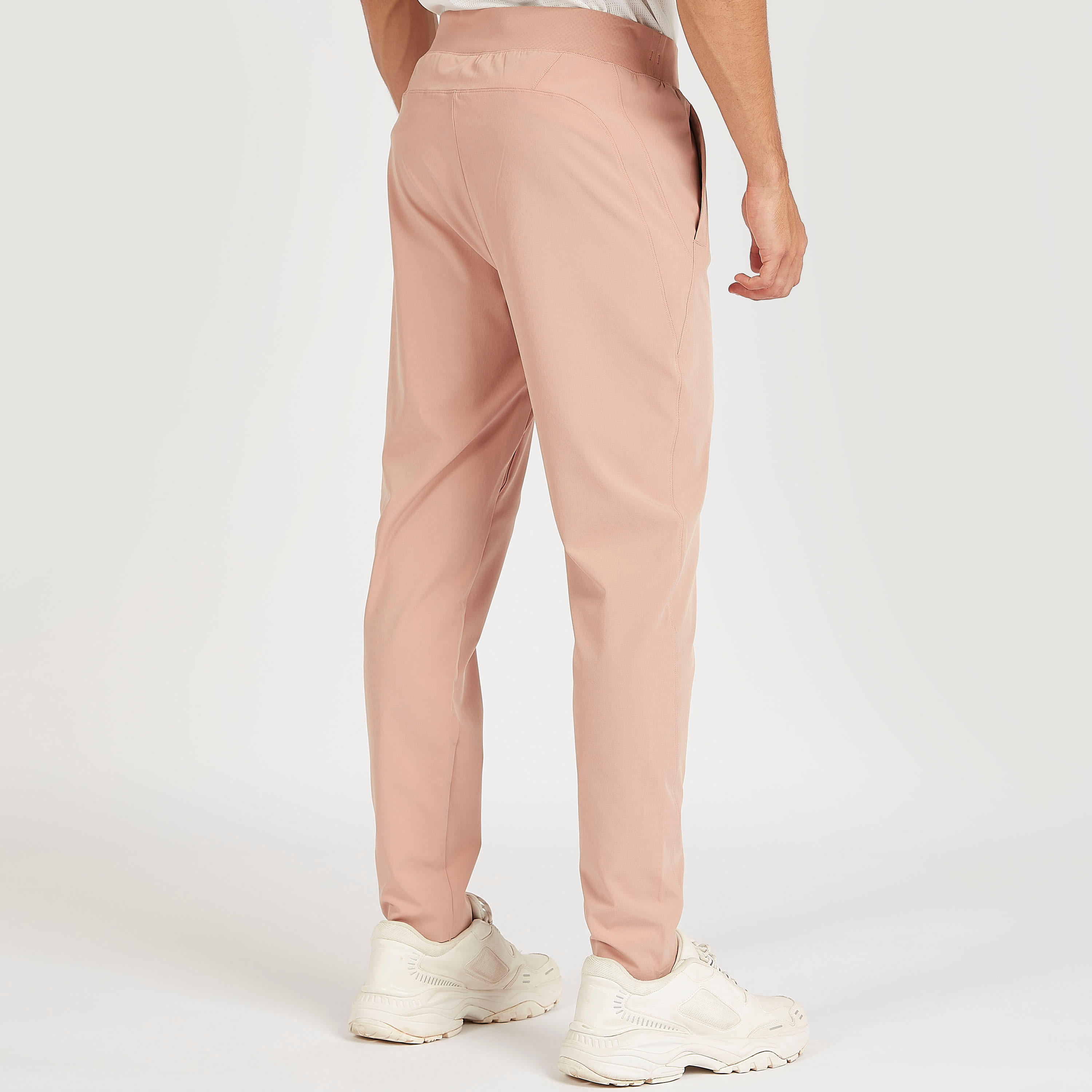 بنطلون رياضي سادة بخصر مطّاطي-men-clothing-sportswearandactivewear-tracksuits-image-1