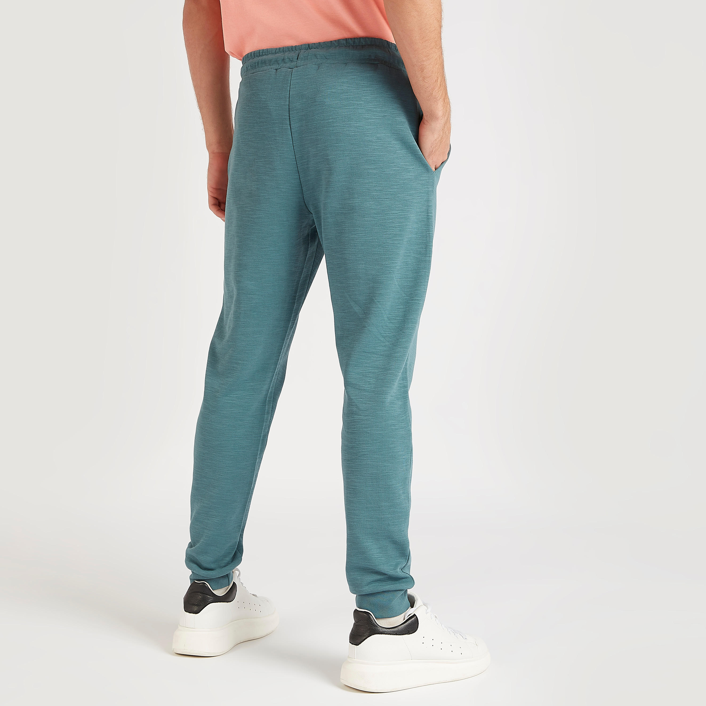 بنطلون رياضي سادة برباط إغلاق من كابا-men-clothing-sportswearandactivewear-tracksuits-image-2