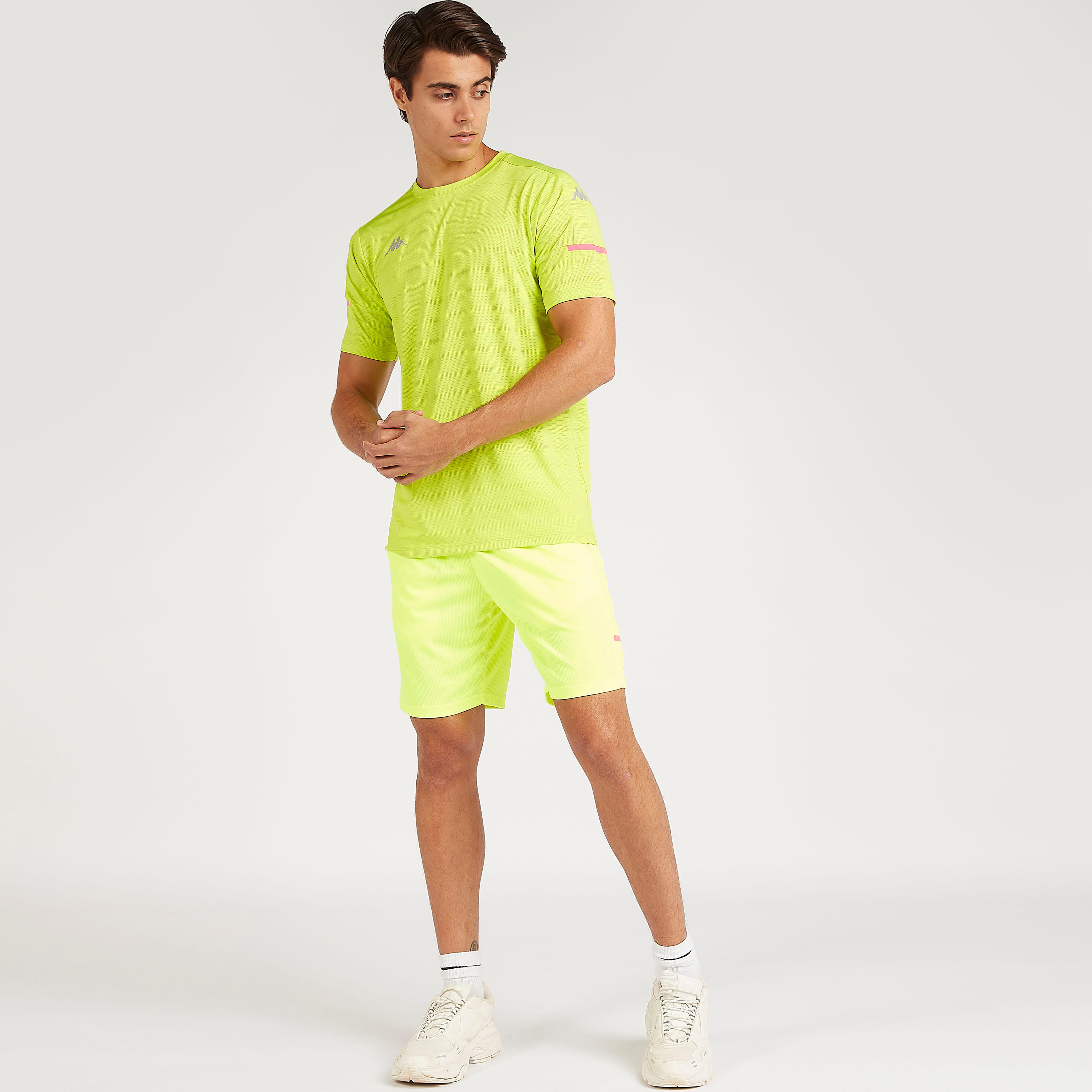 شورت سادة بخصر مطّاطي من كابا-men-clothing-sportswearandactivewear-bottoms-image-3