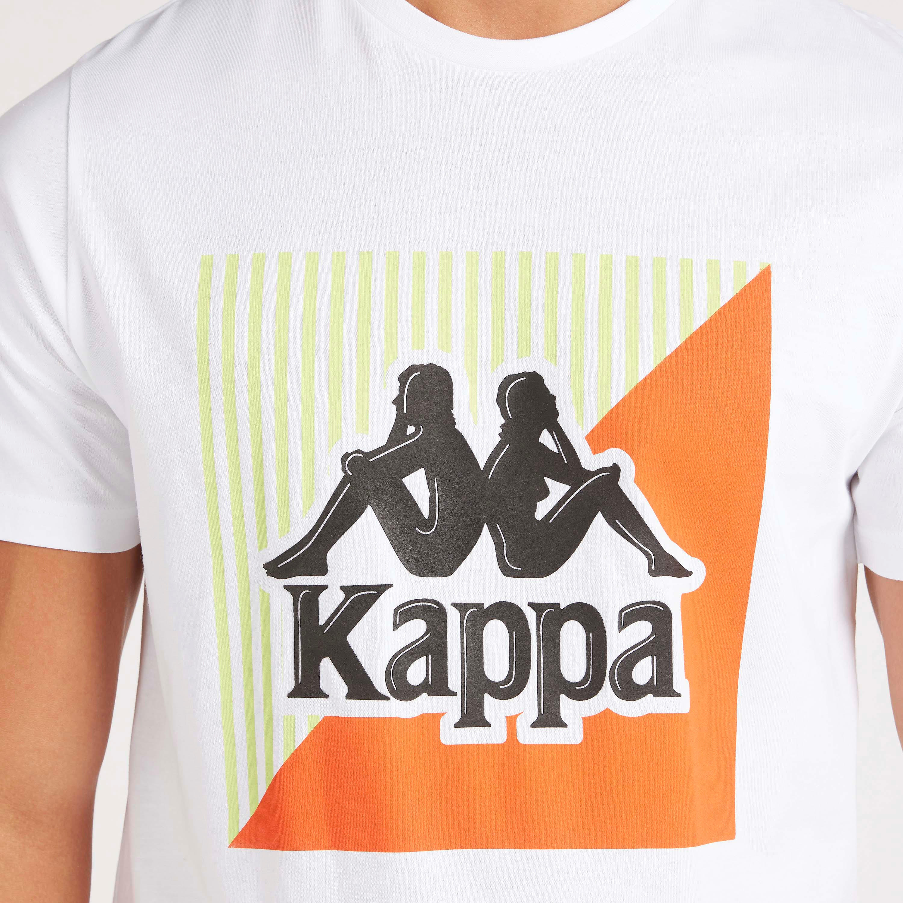تيشيرت بطبعات وياقة ضيّقة وأكمام قصيرة من كابا-men-clothing-sportswearandactivewear-tshirtsandpolos-image-3