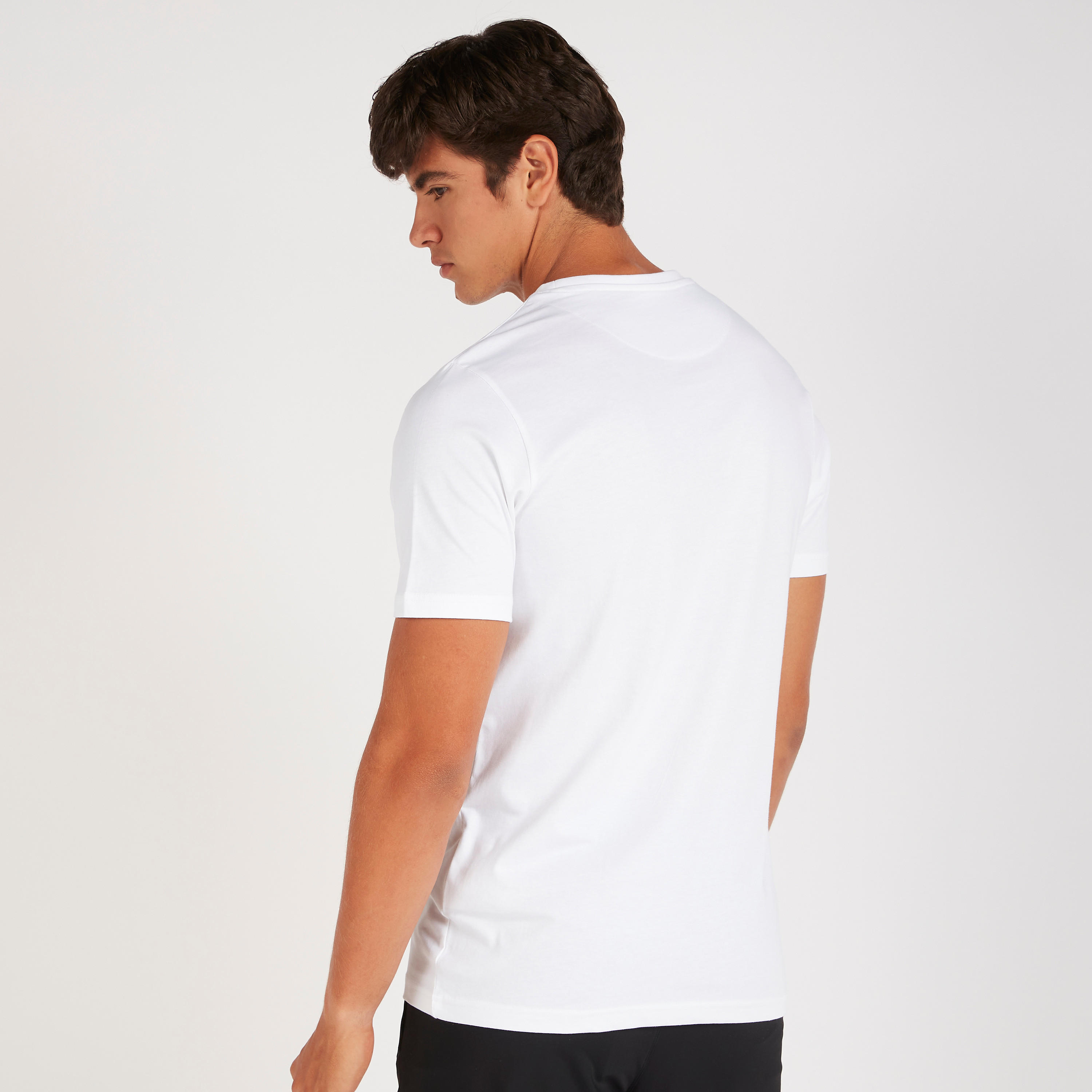 تيشيرت بطبعات وياقة ضيّقة وأكمام قصيرة من كابا-men-clothing-sportswearandactivewear-tshirtsandpolos-image-4