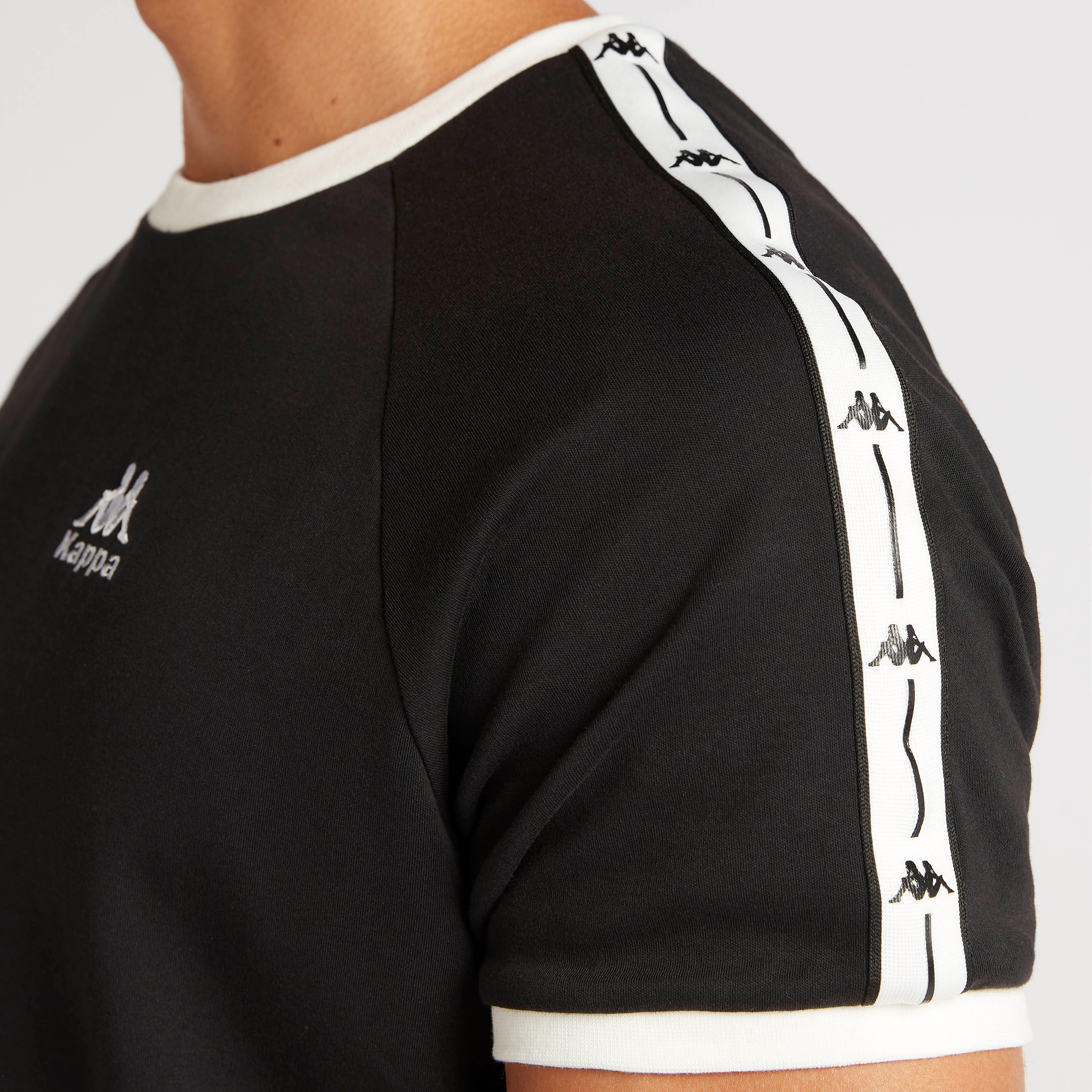 تيشيرت بطبعات شعار وتفاصيل شريطة من كابا-men-clothing-sportswearandactivewear-tshirtsandpolos-image-4