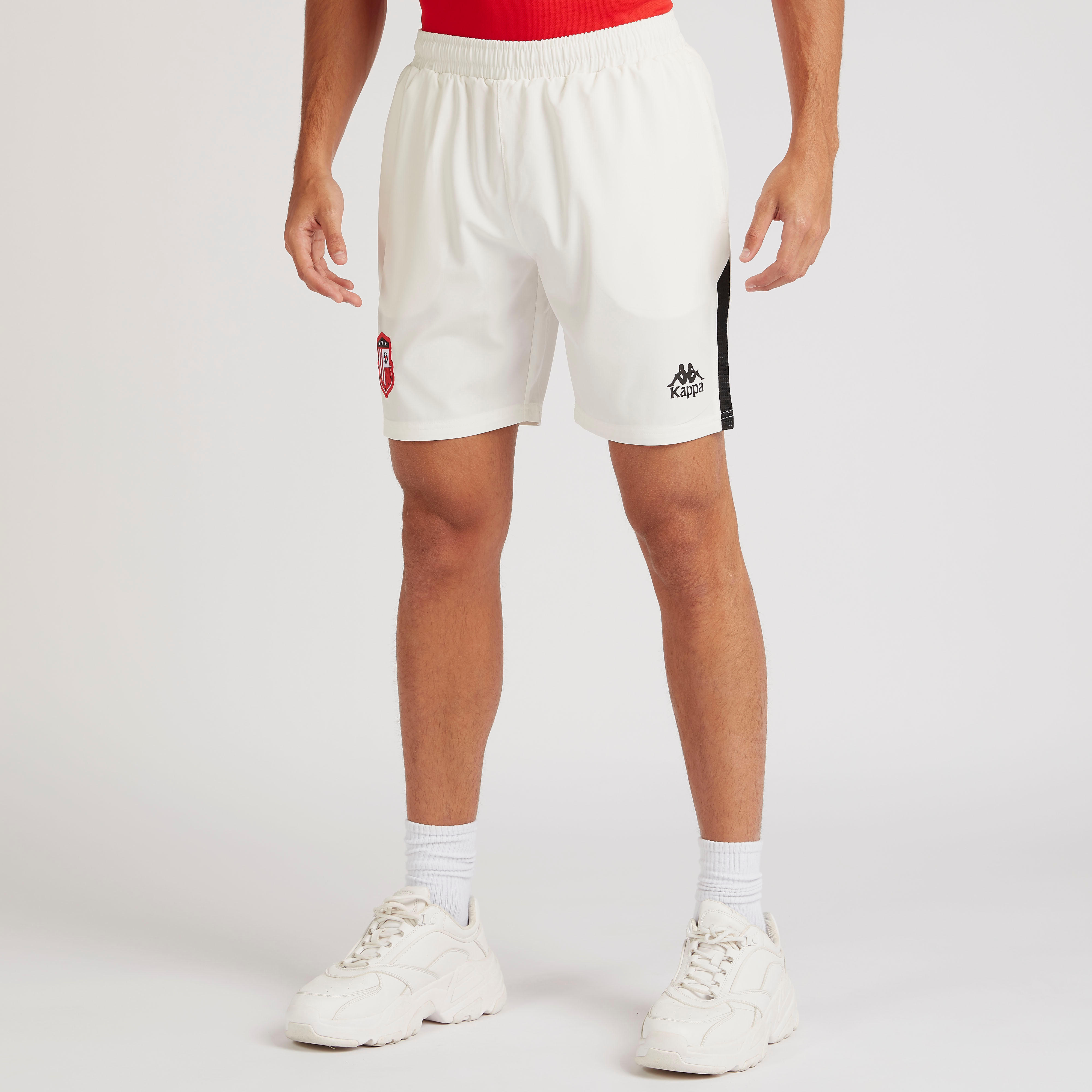شورت بطبعات وخصر مطاطي من كابا-men-clothing-sportswearandactivewear-bottoms-image-1