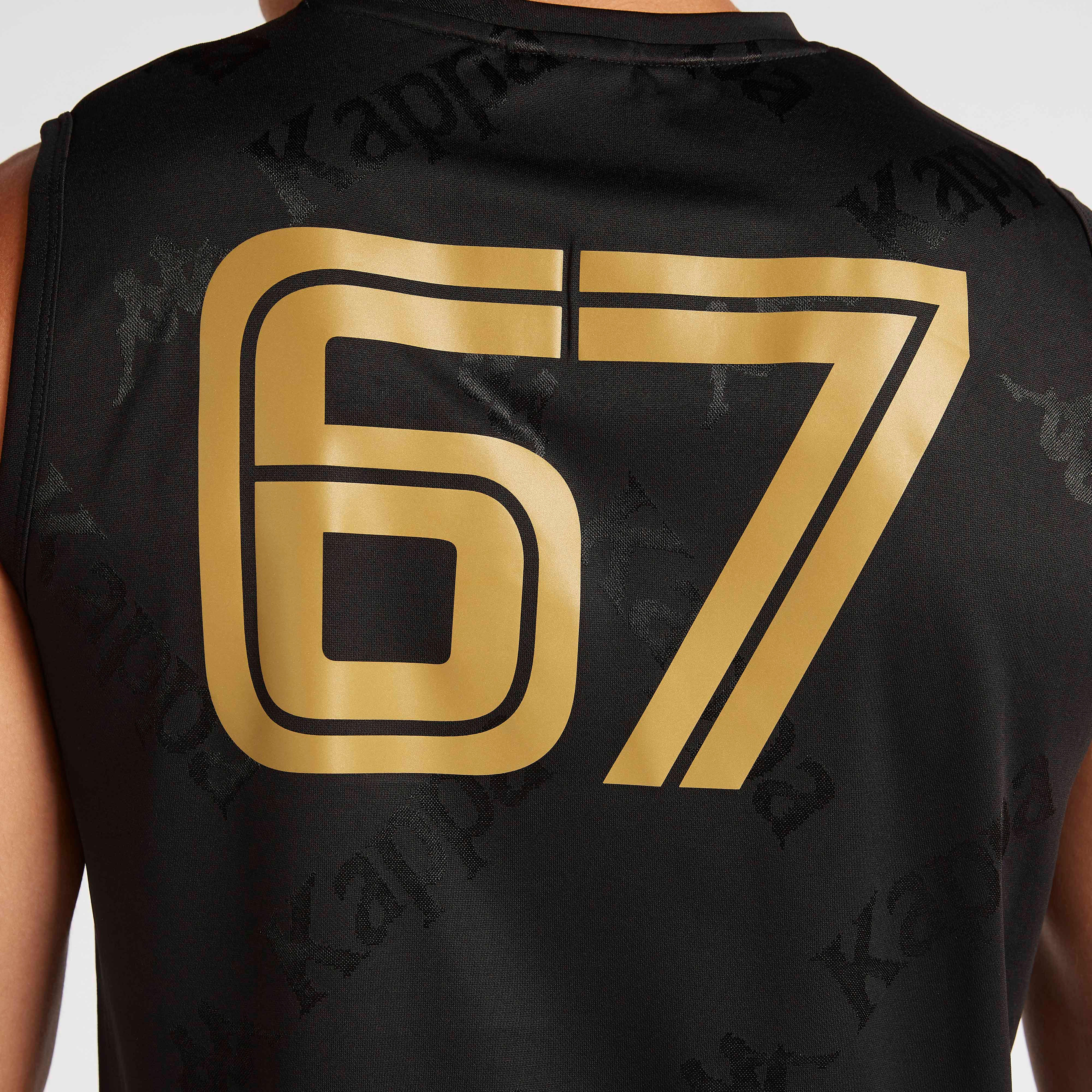 تيشيرت دون أكمام بياقة ضيّقة وطبعات من كابا-men-clothing-sportswearandactivewear-tshirtsandpolos-image-1