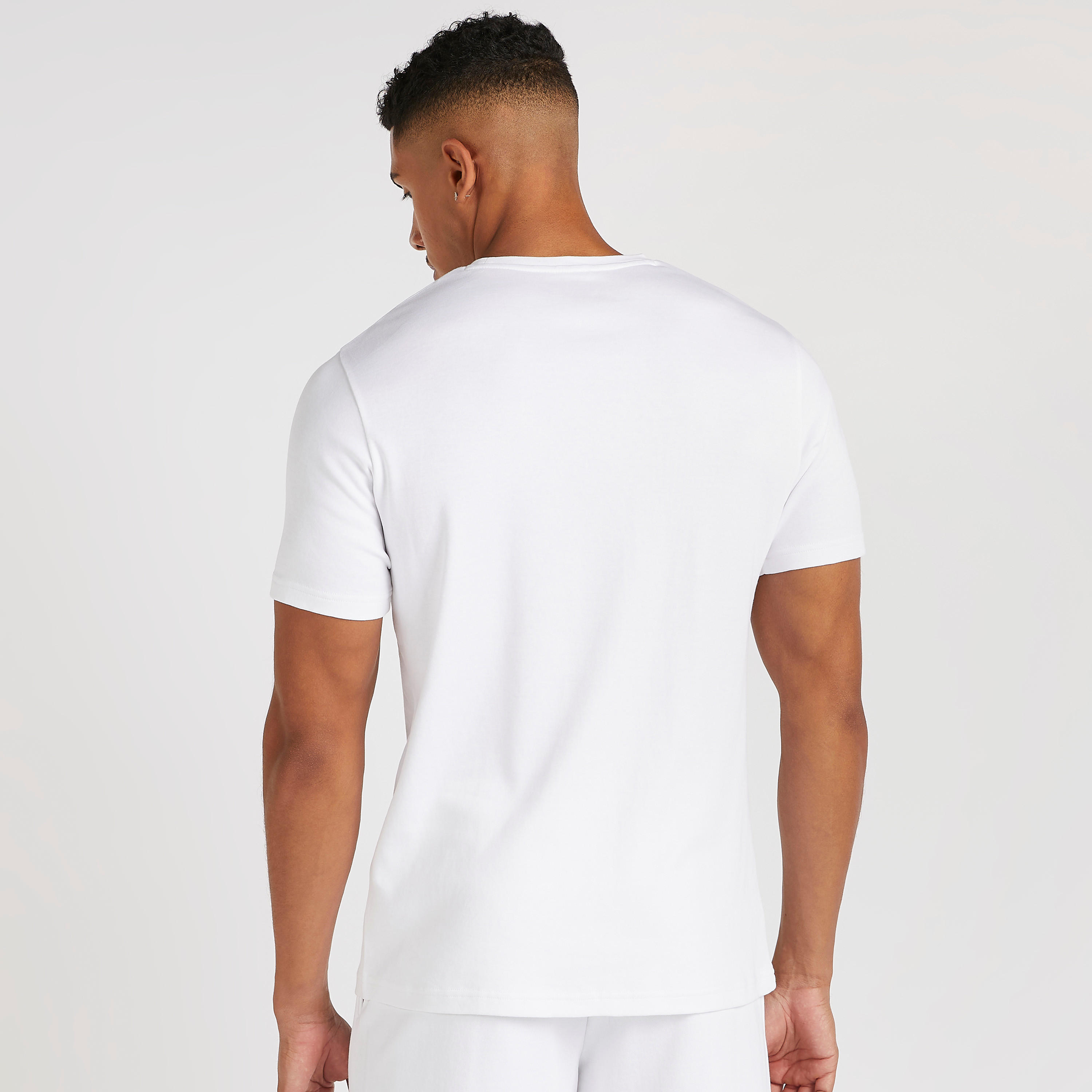 تيشيرت بطبعات وياقة ضيّقة وأكمام قصيرة من كابا-men-clothing-sportswearandactivewear-tshirtsandpolos-image-4