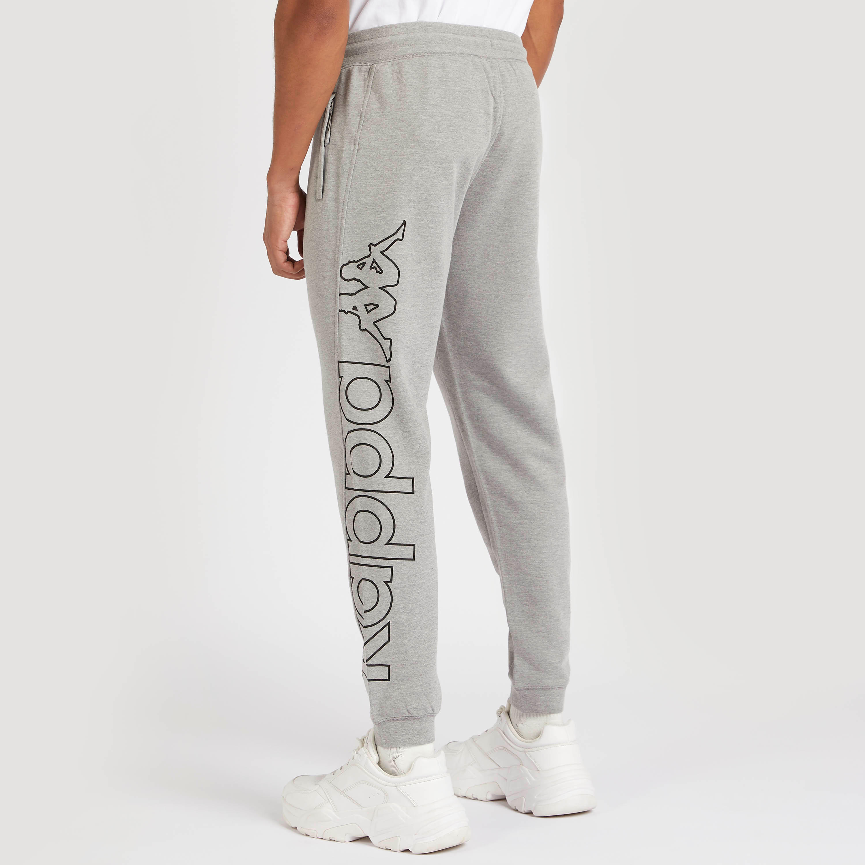 بنطلون رياضي برباط إغلاق وطبعات من كابا-men-clothing-sportswearandactivewear-tracksuits-image-1