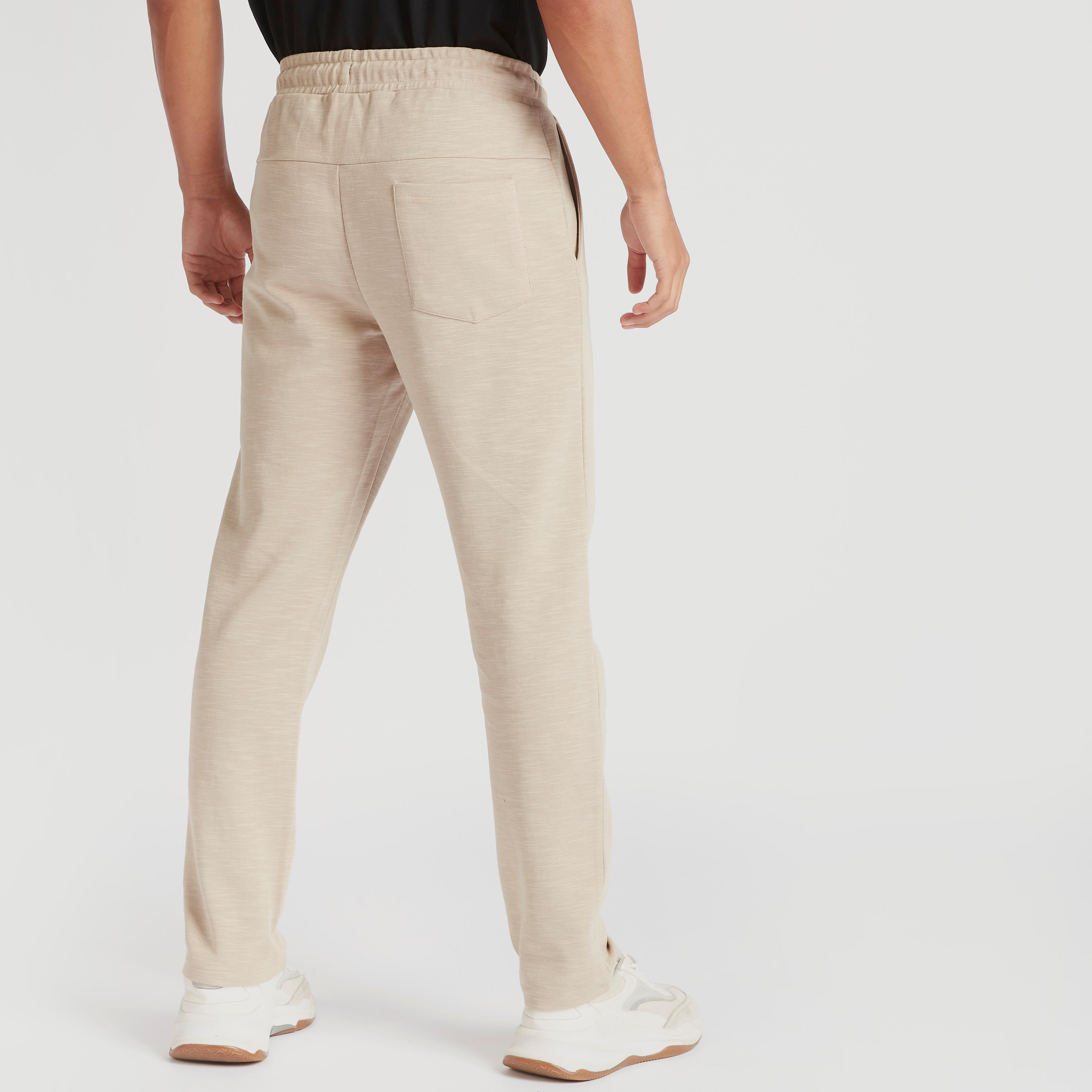 بنطلون رياضي سادة برباط إغلاق وجيوب من كابا-men-clothing-sportswearandactivewear-tracksuits-image-1