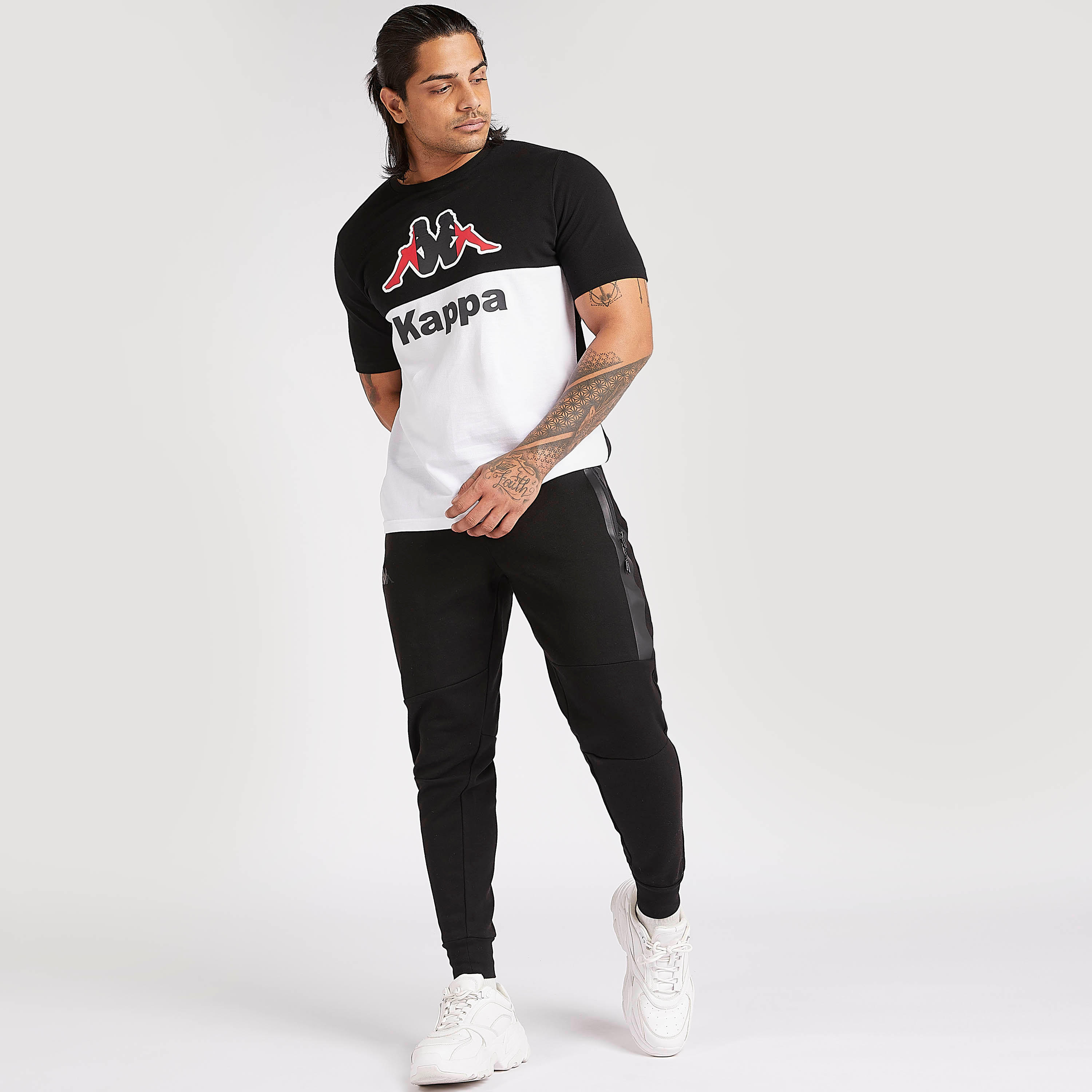 بنطلون رياضي سادة بجيوب بسحاب من كابا-men-clothing-sportswearandactivewear-tracksuits-image-3