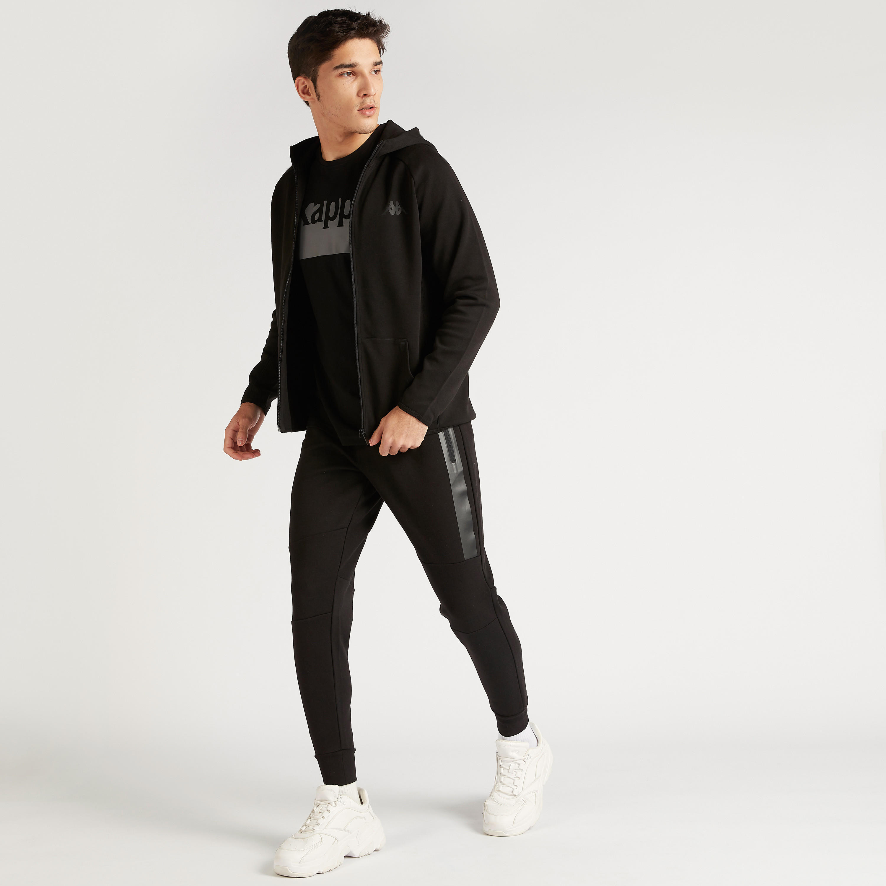بنطلون رياضي سادة برباط إغلاق وجيوب من كابا-men-clothing-sportswearandactivewear-tracksuits-image-4