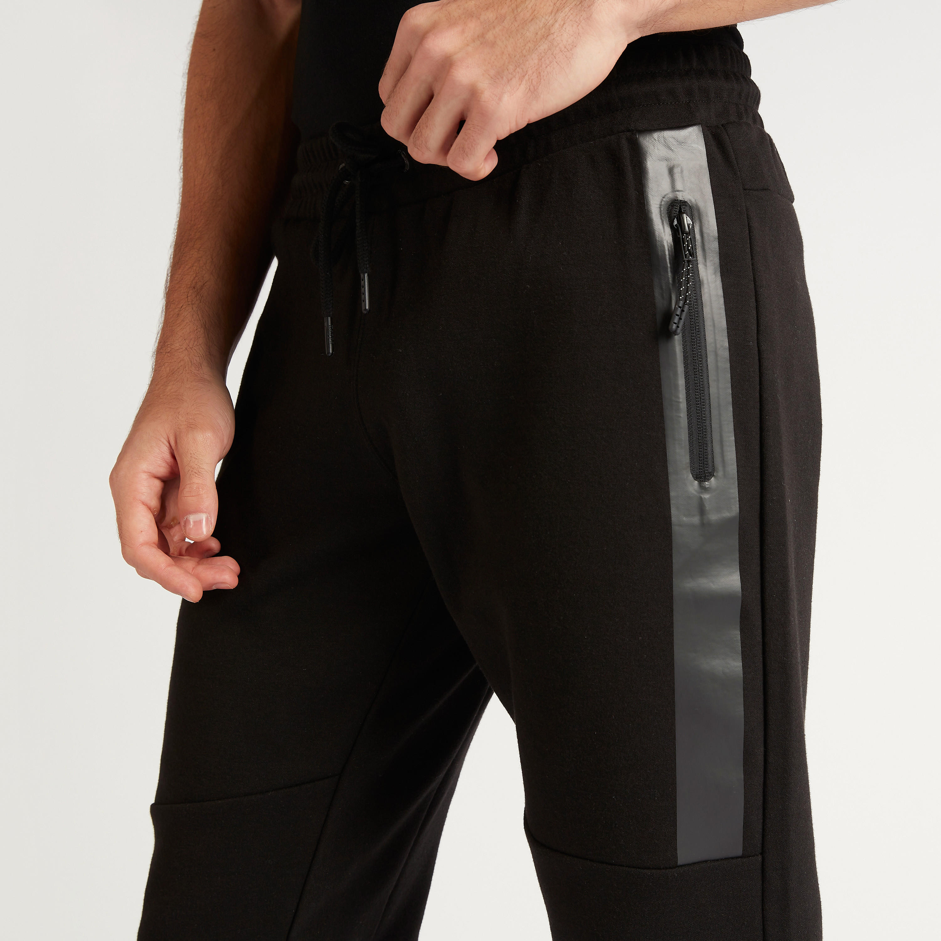 بنطلون رياضي سادة برباط إغلاق وجيوب من كابا-men-clothing-sportswearandactivewear-tracksuits-image-1