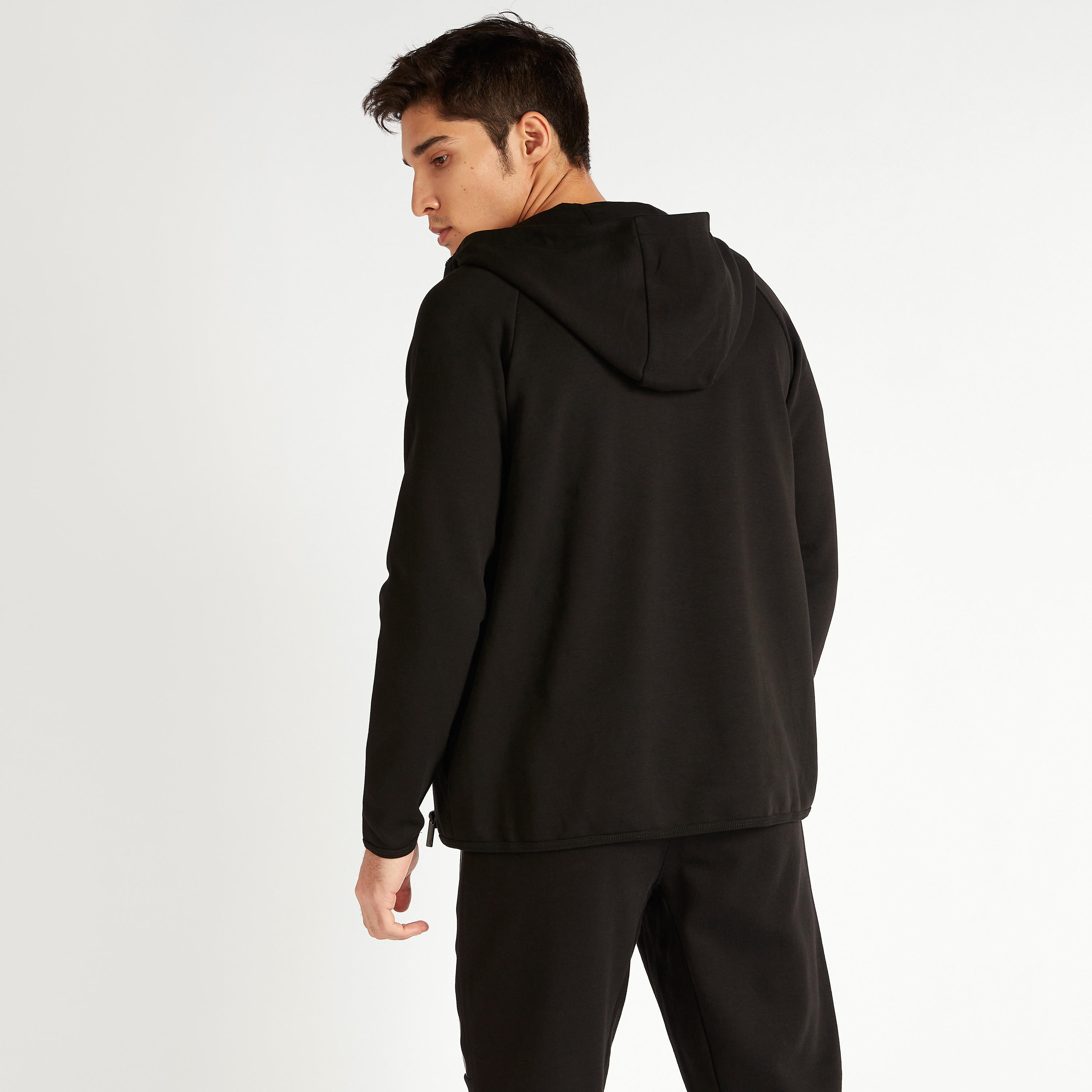 جاكيت بتصاميم مغايرة بسحاب وقبعة وجيوب-men-clothing-jacketsandblazers-jackets-image-4