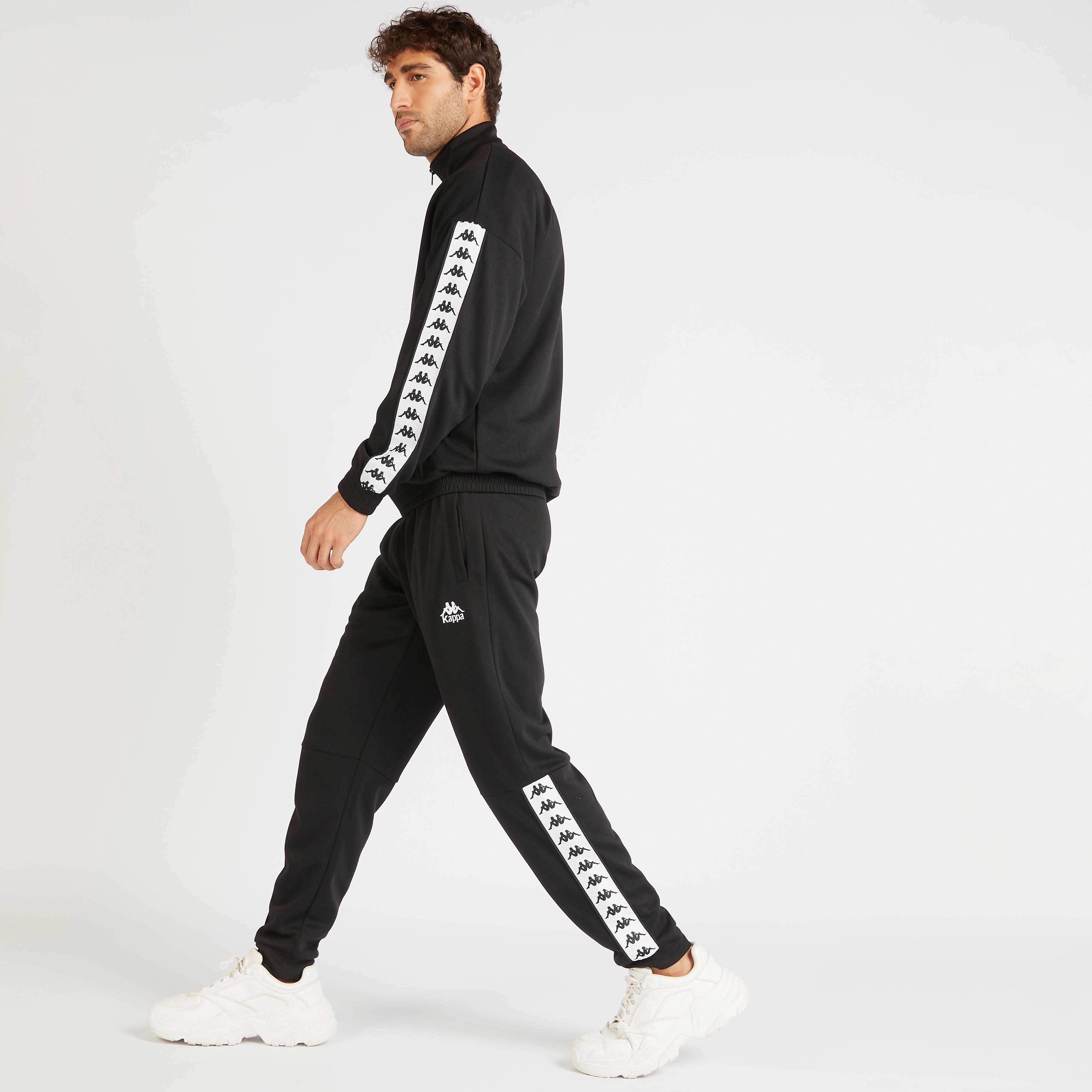 جاكيت مستدام بطبعات شعار بسحّاب وتفاصيل شريط وأكمام طويلة من كابا-men-clothing-jacketsandblazers-jackets-image-6