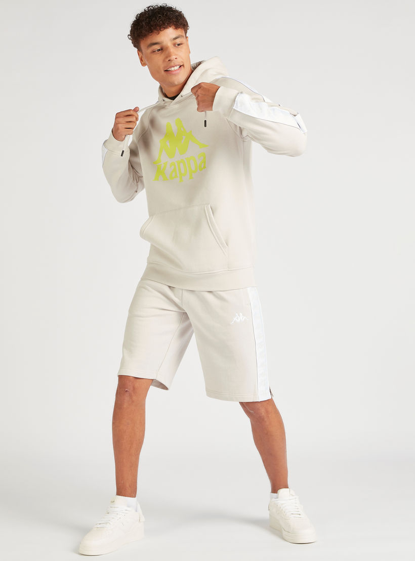 هودي بأكمام طويلة وطبعات شعار من كابا-men-winterwear-hoodiesandsweatshirts-image-5