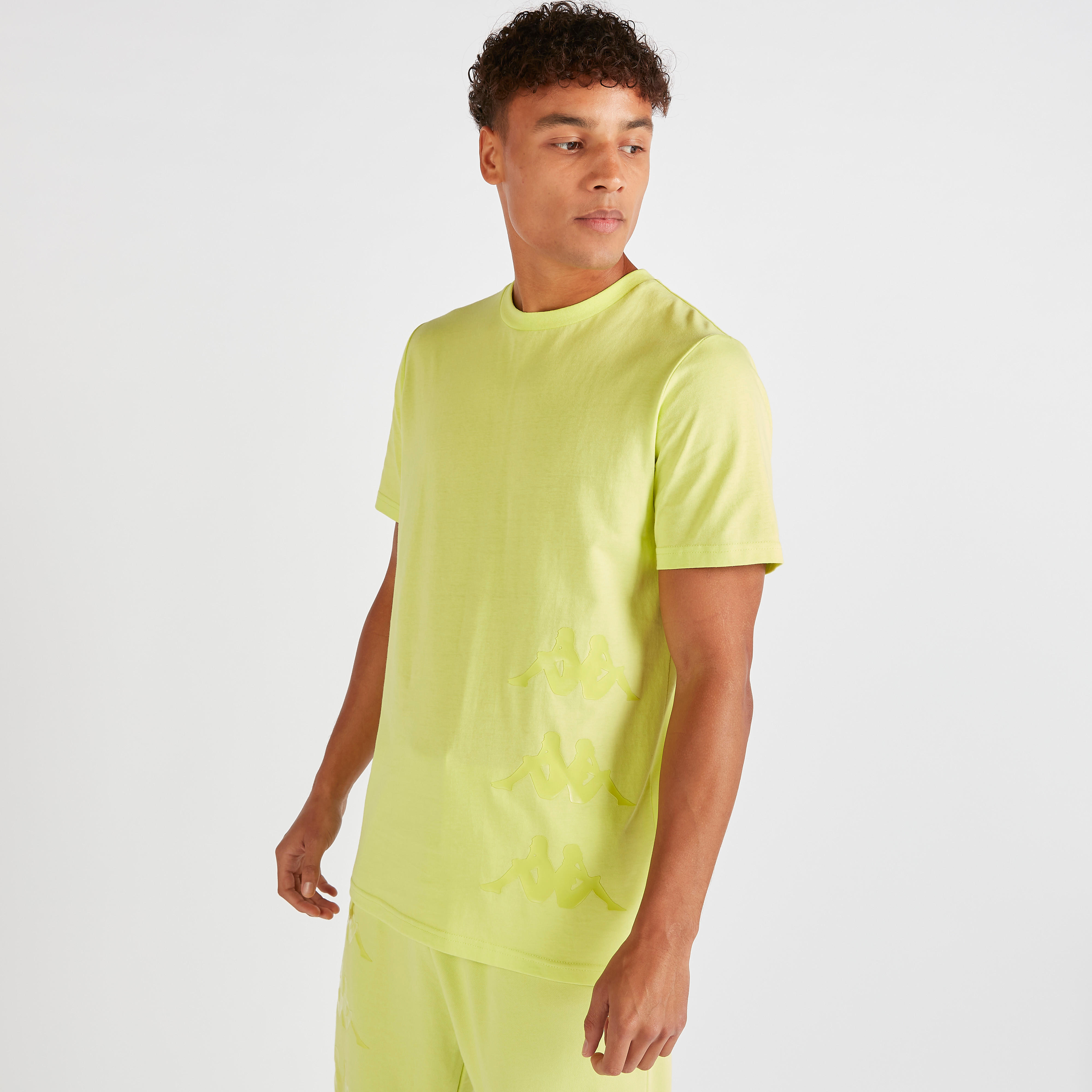تيشيرت بياقة ضيقة وأكمام قصيرة وطبعات من كابا-men-clothing-sportswearandactivewear-tshirtsandpolos-image-5