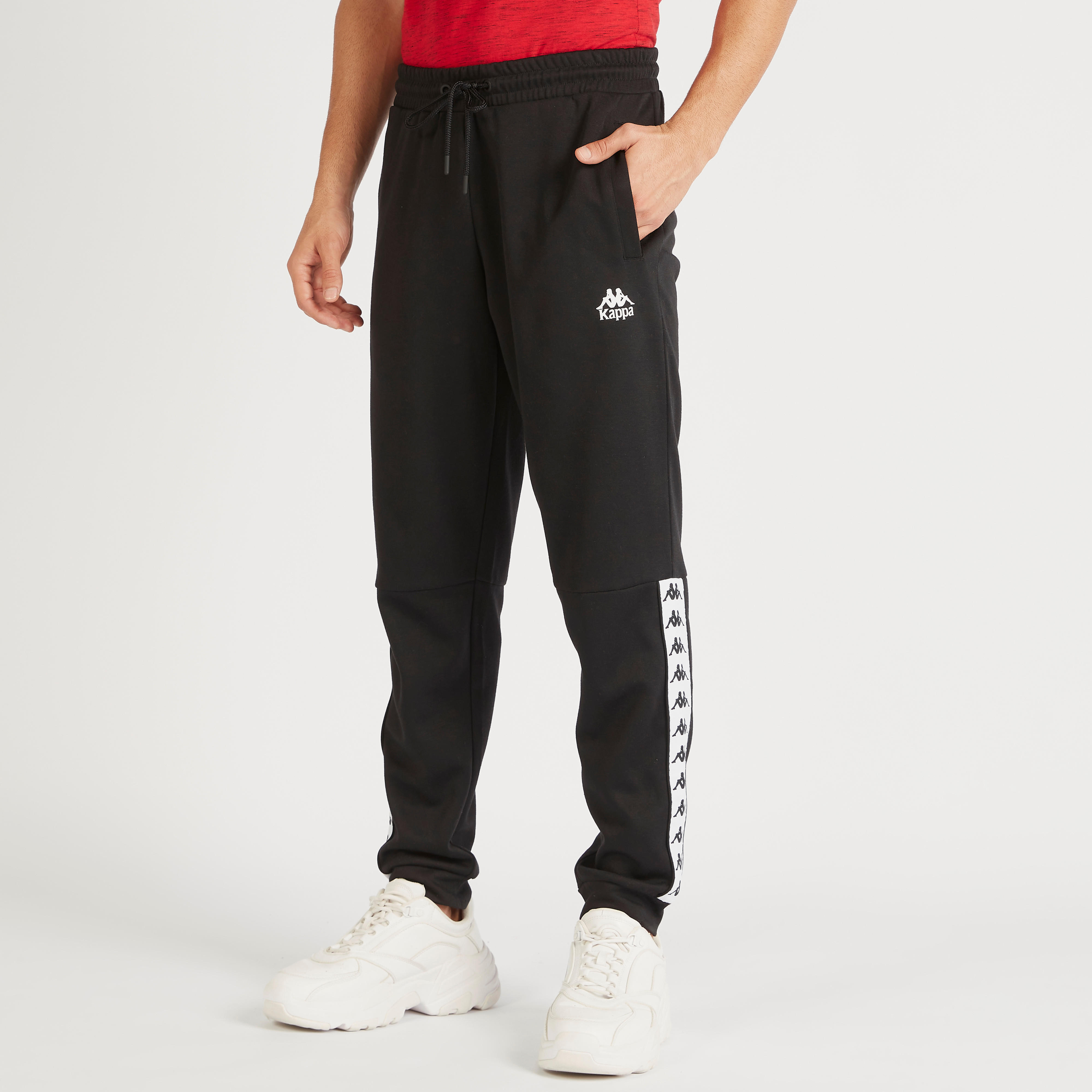 بنطلون رياضي سادة بتفاصيل شريطة ورباط إغلاق-men-clothing-sportswearandactivewear-tracksuits-image-1
