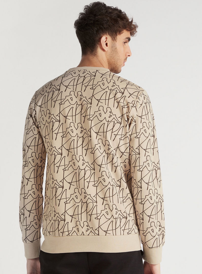 سويت شيرت بأكمام طويلة وياقة ضيّقة وطبعات بالكامل من كابا-men-winterwear-hoodiesandsweatshirts-image-4