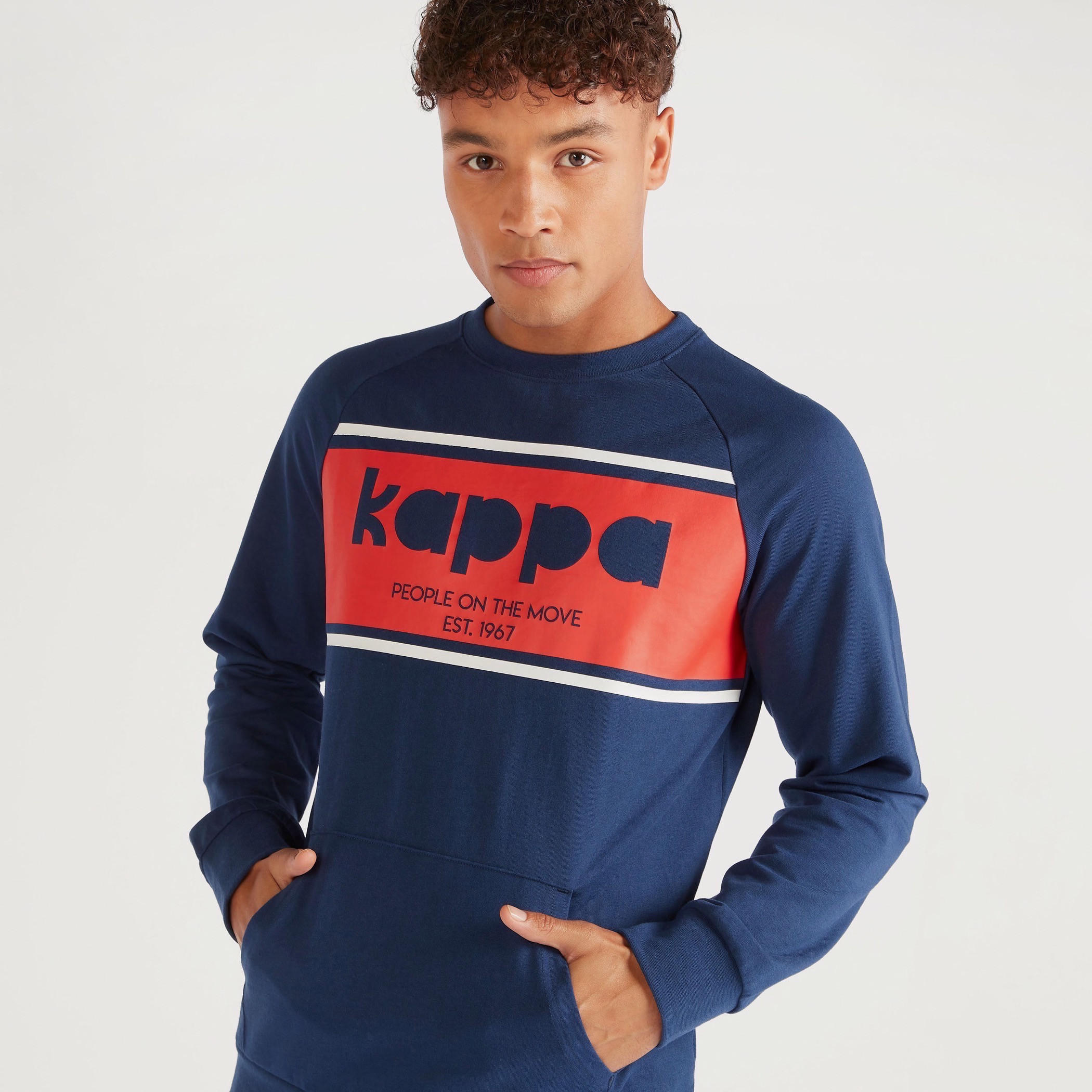 سويت شيرت بياقة ضيقة وأكمام طويلة وطبعات من كابا-men-winterwear-hoodiesandsweatshirts-image-3