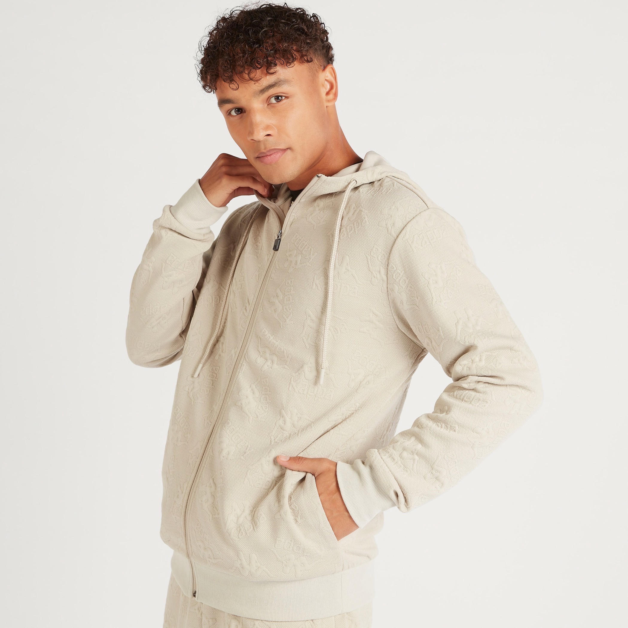 هودي بارز الملمس بسحاب وأكمام طويلة وجيوب من كابا-men-winterwear-hoodiesandsweatshirts-image-1