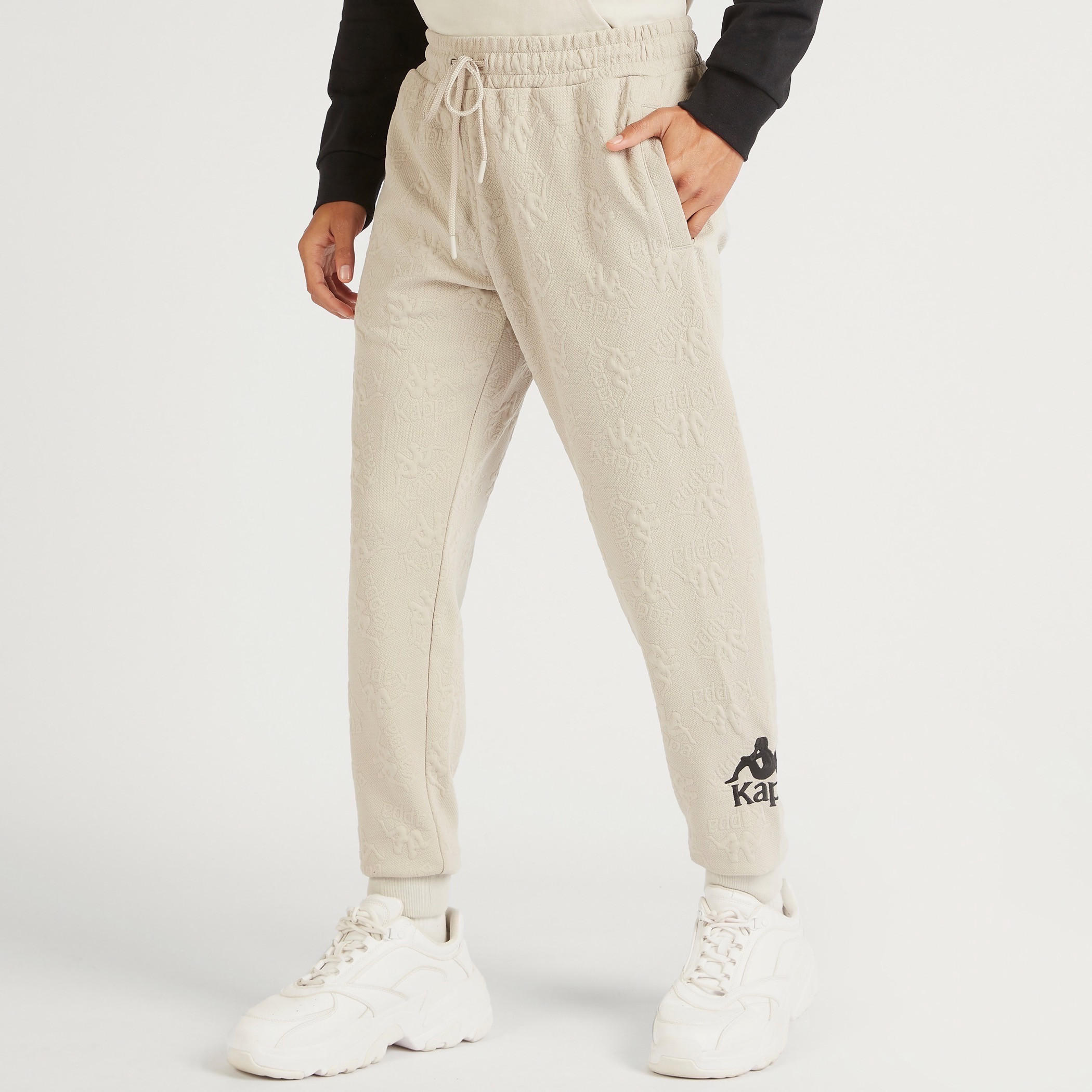بنطلون رياضي بارز الملمس برباط إغلاق من كابا-men-clothing-sportswearandactivewear-tracksuits-image-7