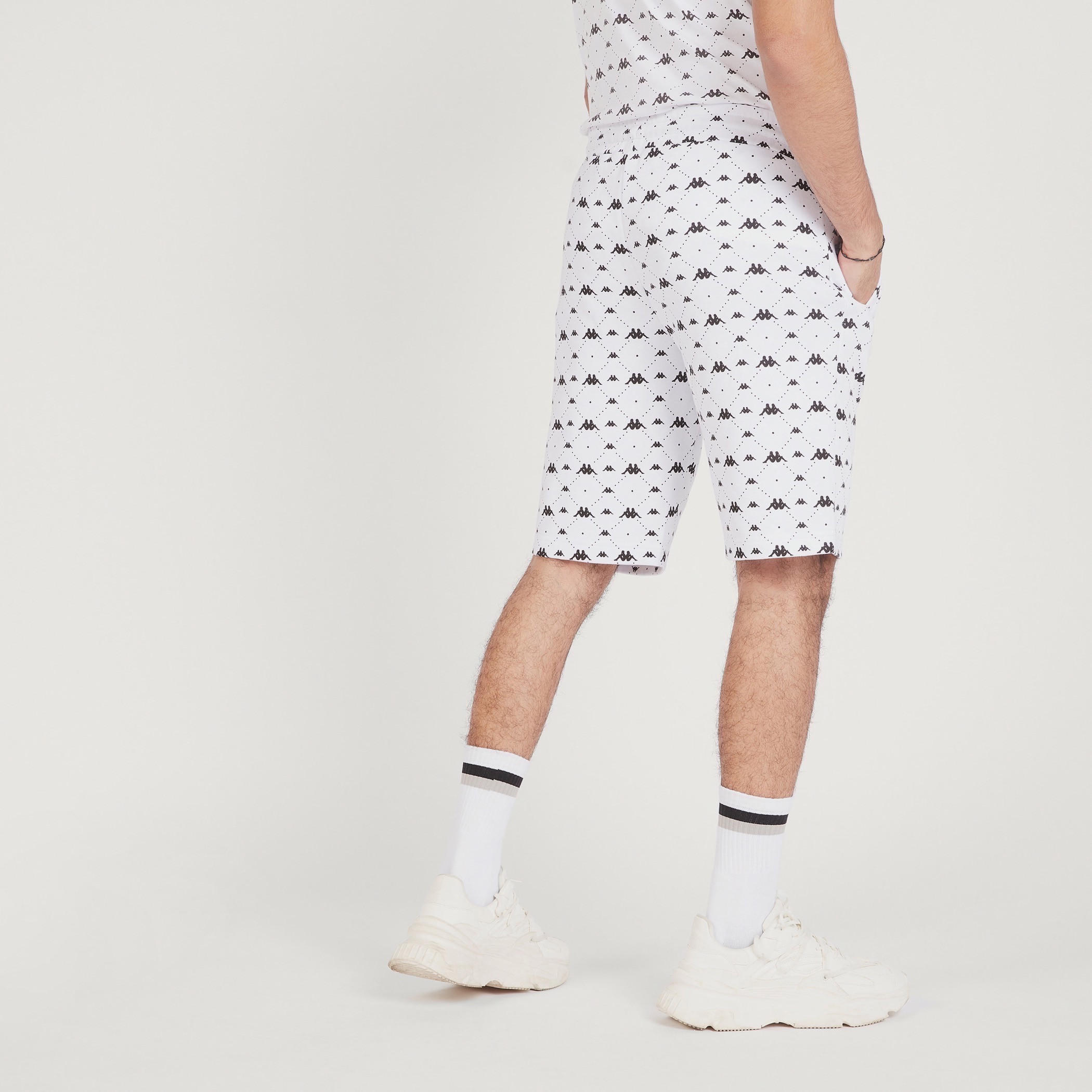 شورت برباط إغلاق وجيوب وطبعات من كابا-men-clothing-bottoms-shorts-image-2