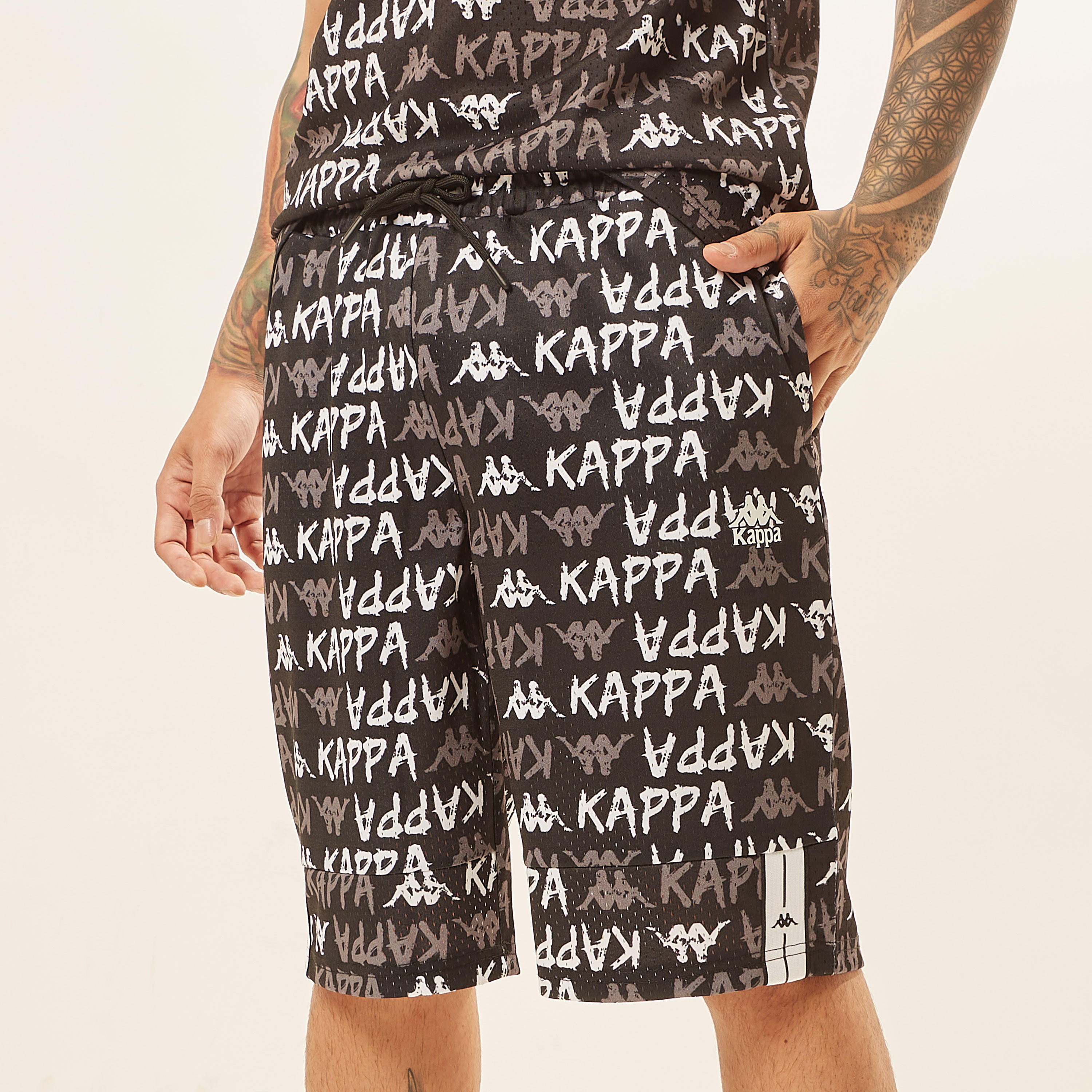 شورت برباط إغلاق وجيوب وطبعات من كابا-men-clothing-bottoms-shorts-image-3