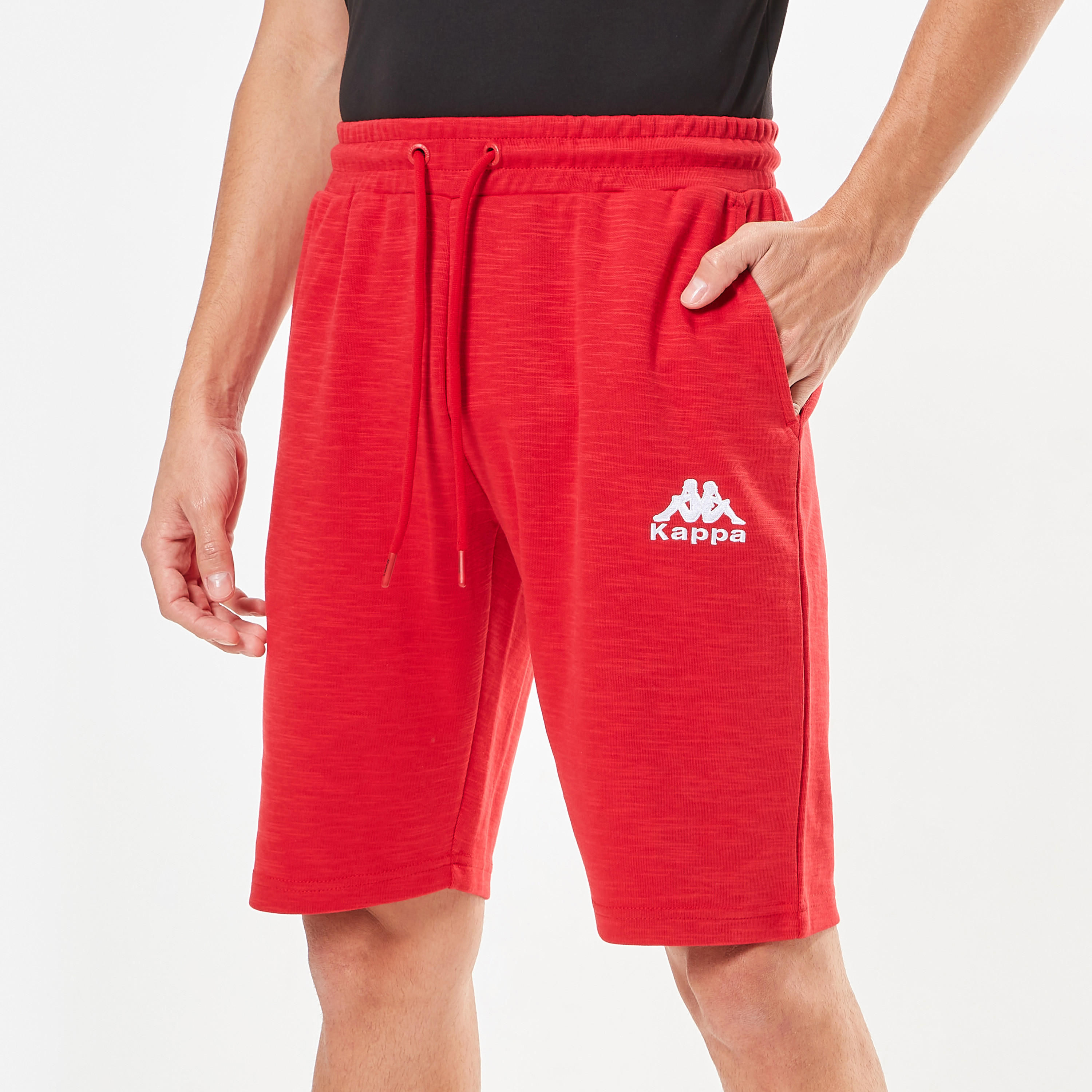 شورت برباط إغلاق وجيوب من كابا-men-clothing-sportswearandactivewear-bottoms-image-1