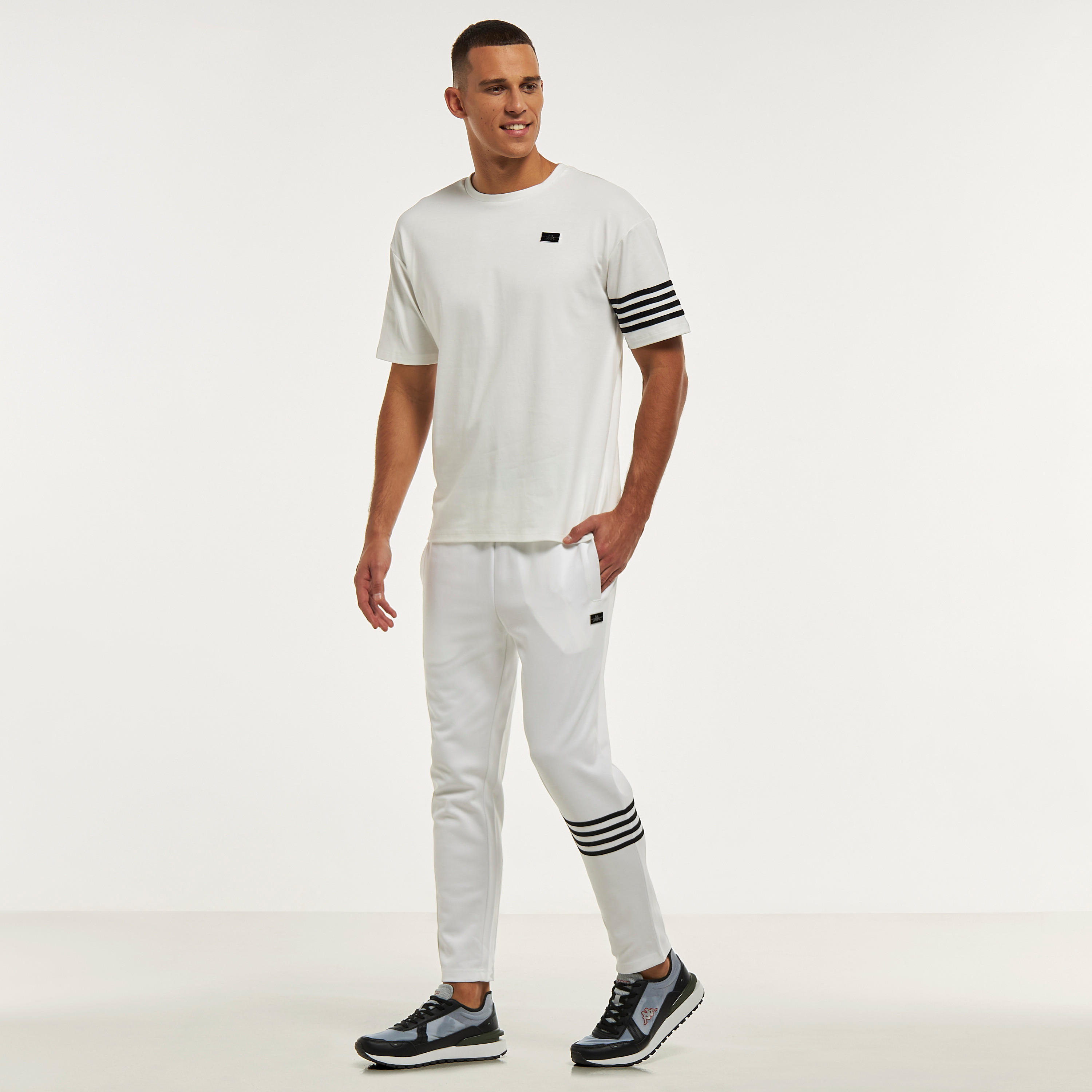 Kappa Joggers with Drawstring Closure and Pockets-men-clothing-sportswearandactivewear-bottoms-image-2