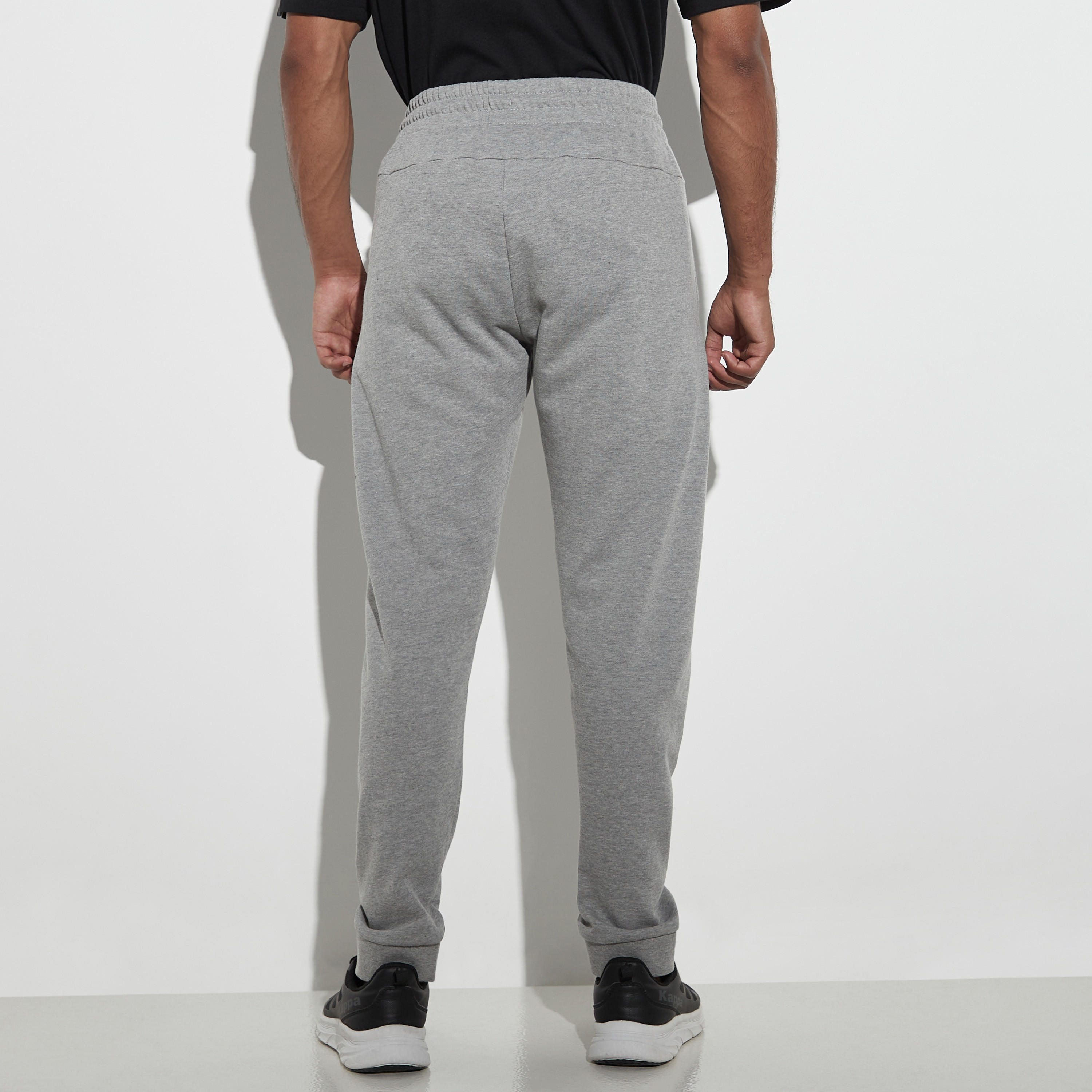بنطلون رياضي برباط إغلاق وجيوب وطبعات من كابا-men-clothing-sportswearandactivewear-bottoms-image-3