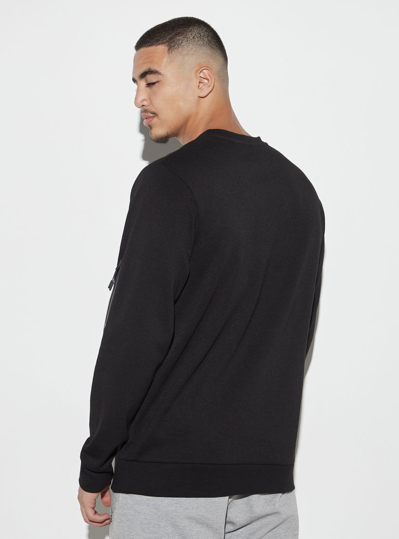 سويت شيرت بياقة ضيّقة وسحاب إغلاق وطبعات من كابا-men-winterwear-hoodiesandsweatshirts-image-3
