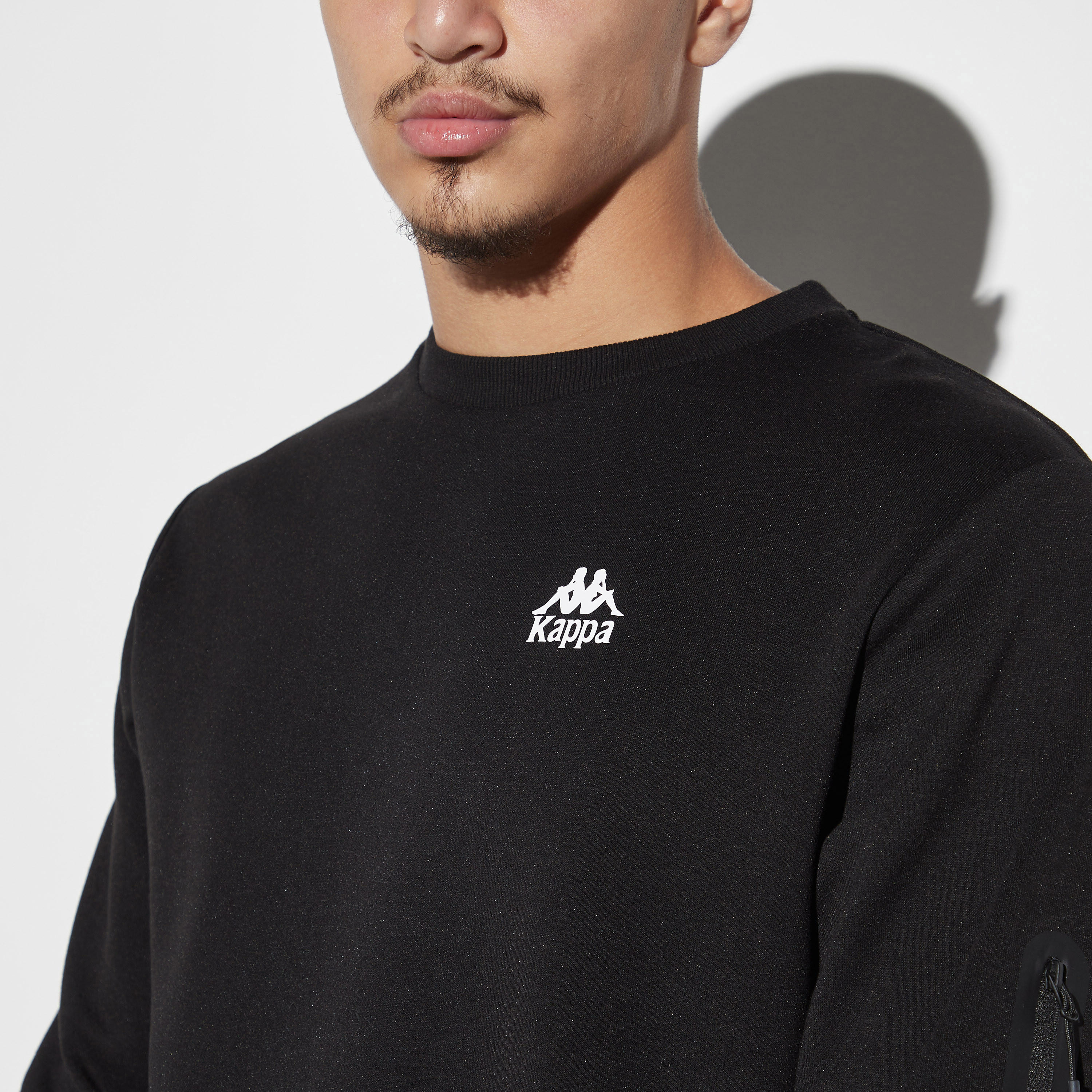 سويت شيرت بياقة ضيّقة وسحاب إغلاق وطبعات من كابا-men-winterwear-hoodiesandsweatshirts-image-4