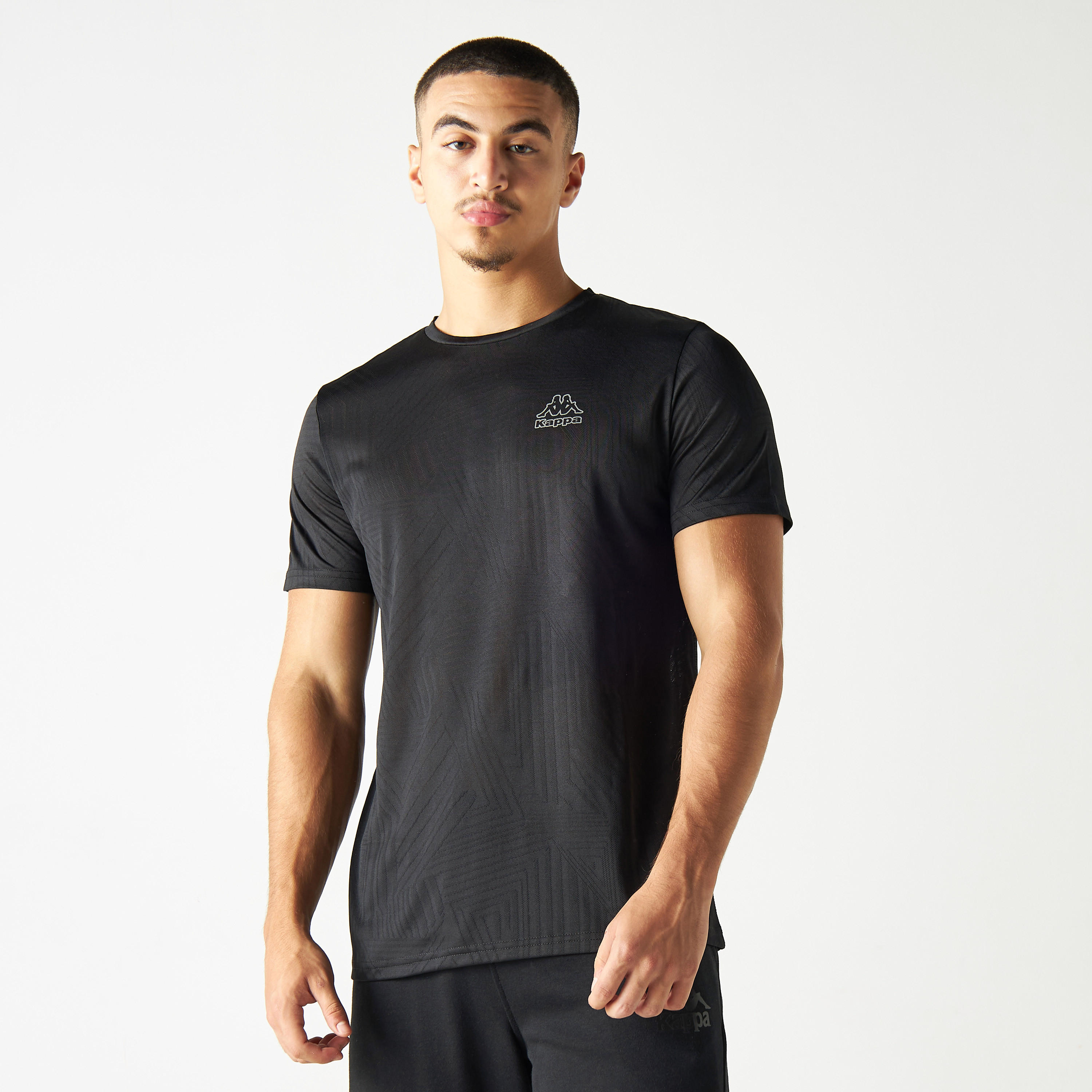 تيشيرت بيرفورمنس بياقة ضيقة وأكمام قصيرة من كابا-men-clothing-sportswearandactivewear-tshirtsandpolos-image-1